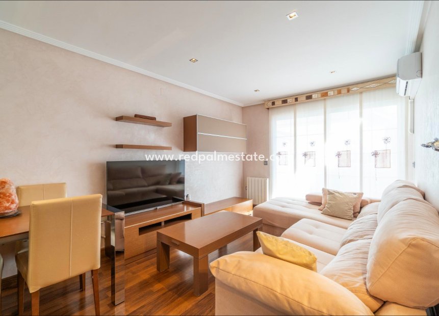 Revente - Appartement Attique -
Pilar de la Horadada - Zona Pueblo