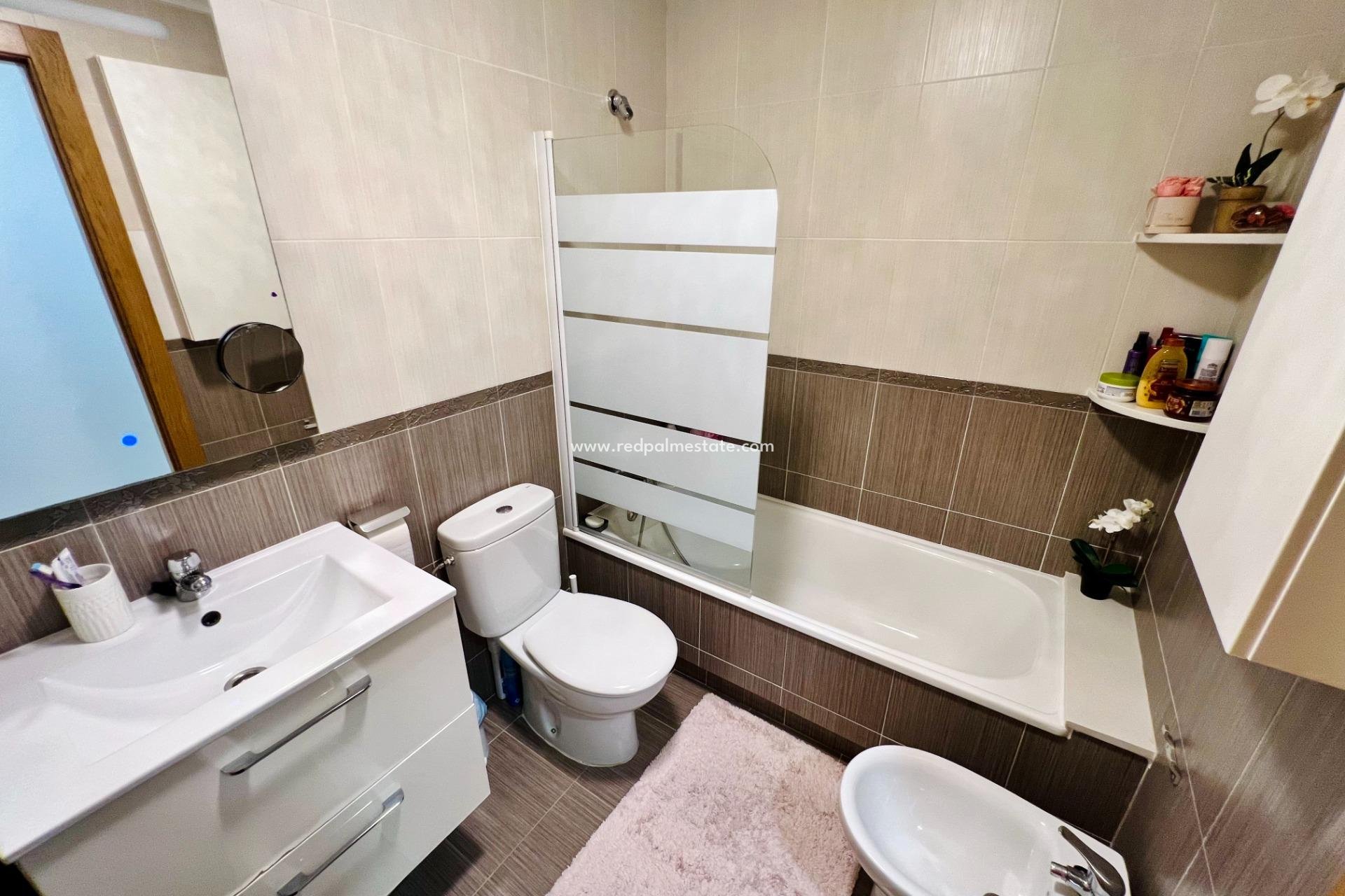 Revente - Appartement Attique -
Torrevieja - Playa de los Locos