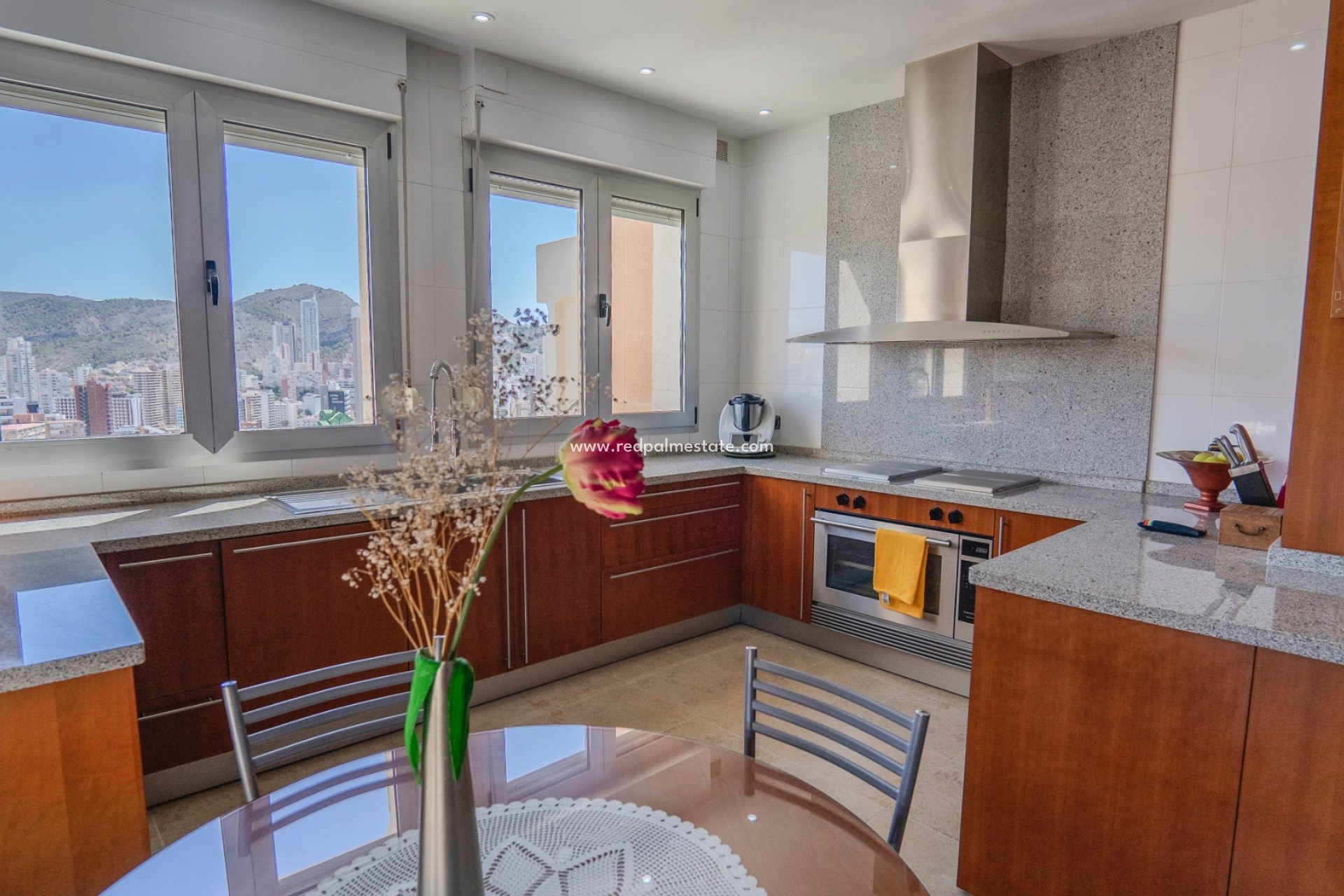 Revente - Appartement -
Benidorm