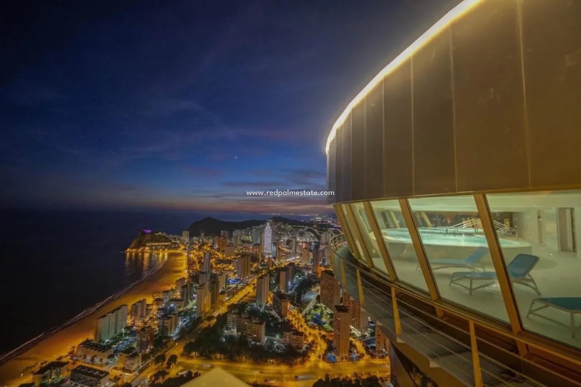 Revente - Appartement -
Benidorm