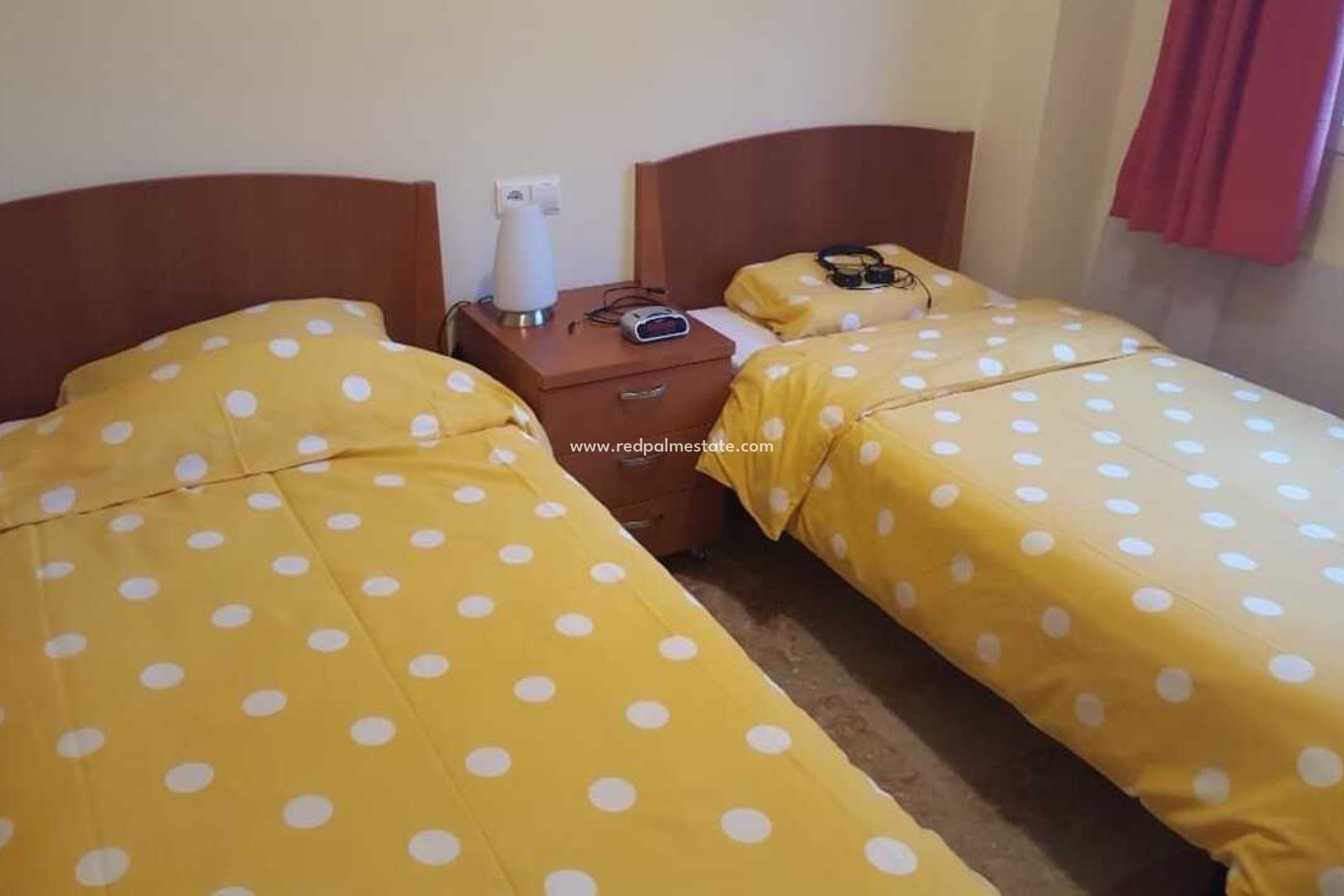 Revente - Appartement -
Denia