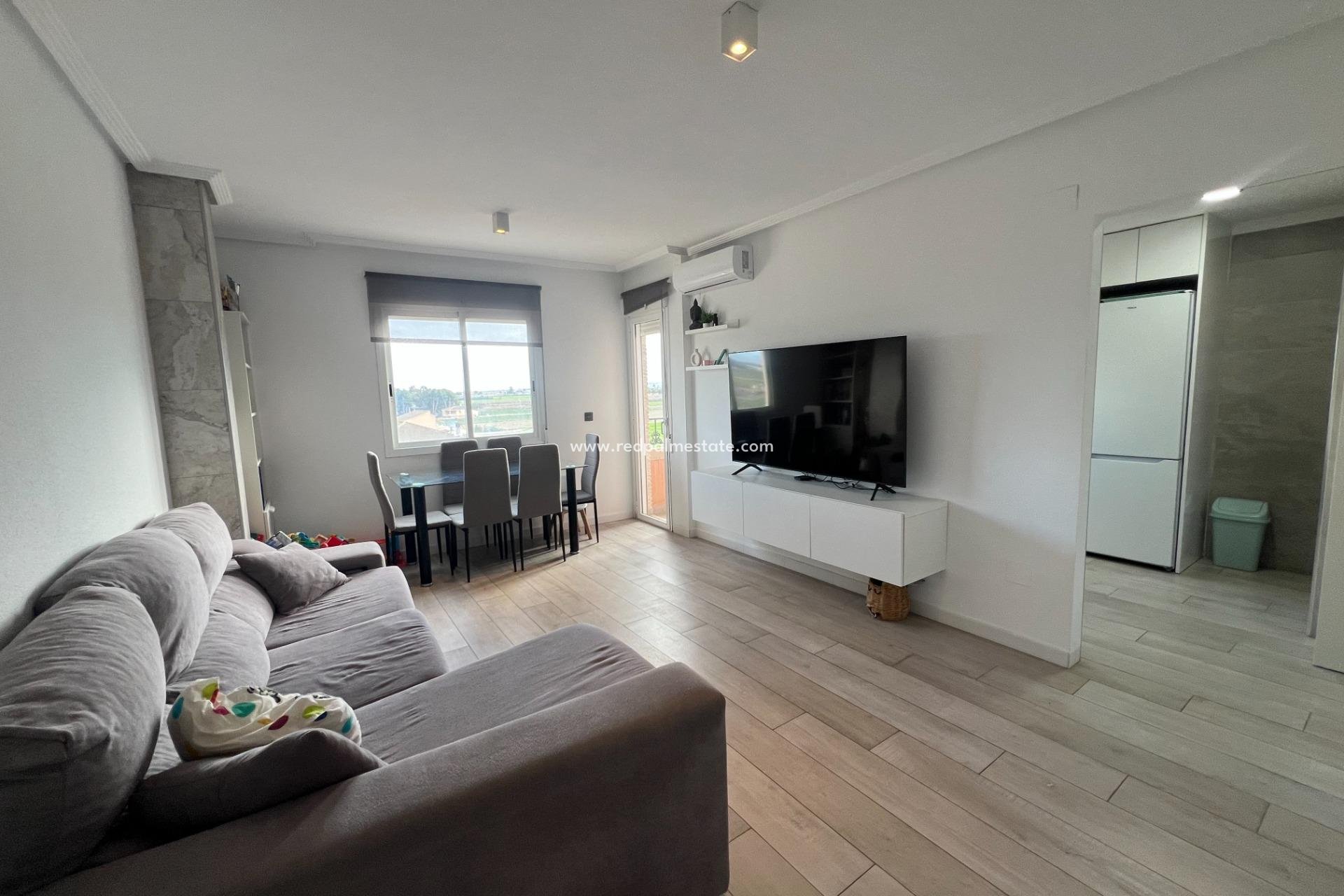 Revente - Appartement -
Dolores