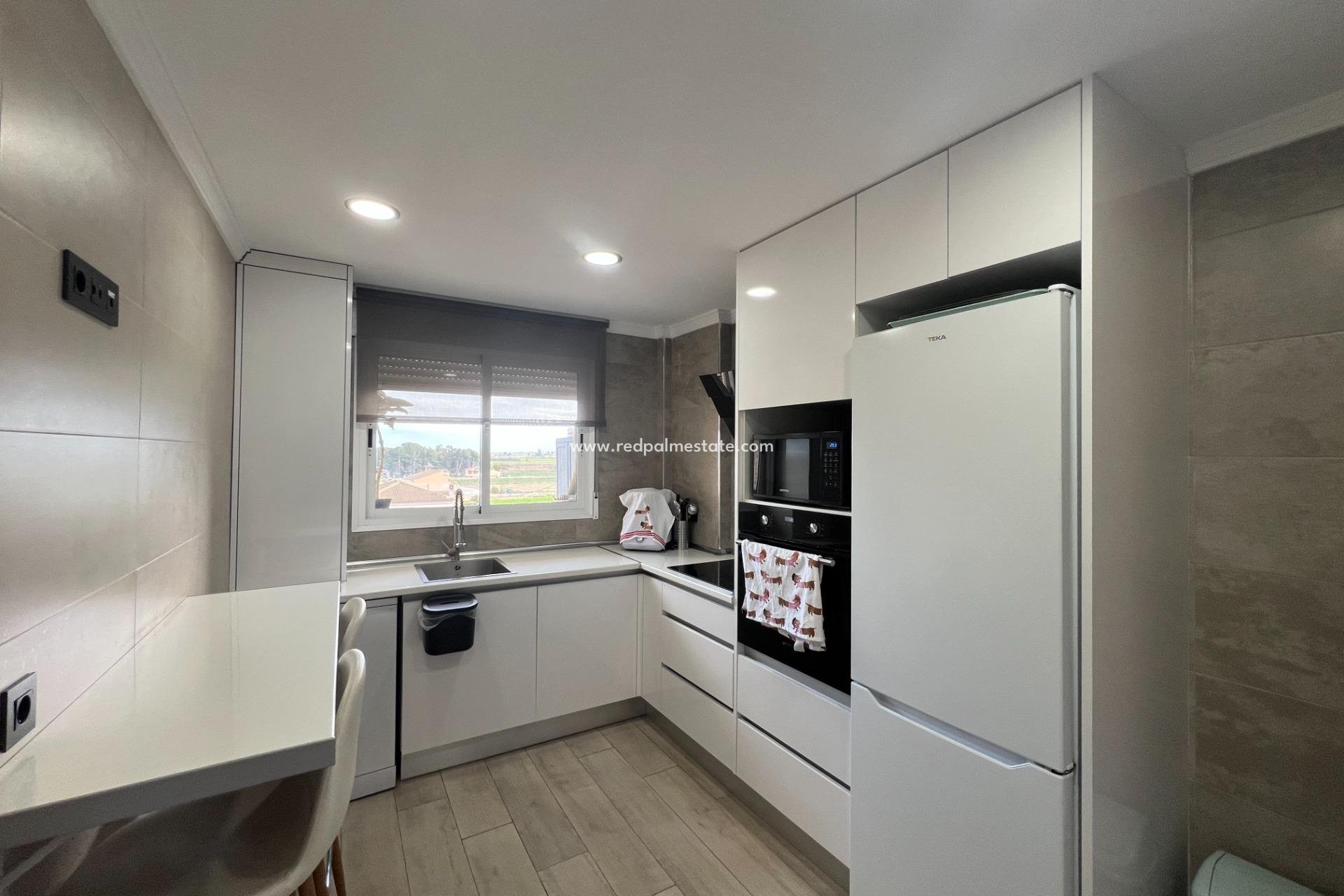 Revente - Appartement -
Dolores