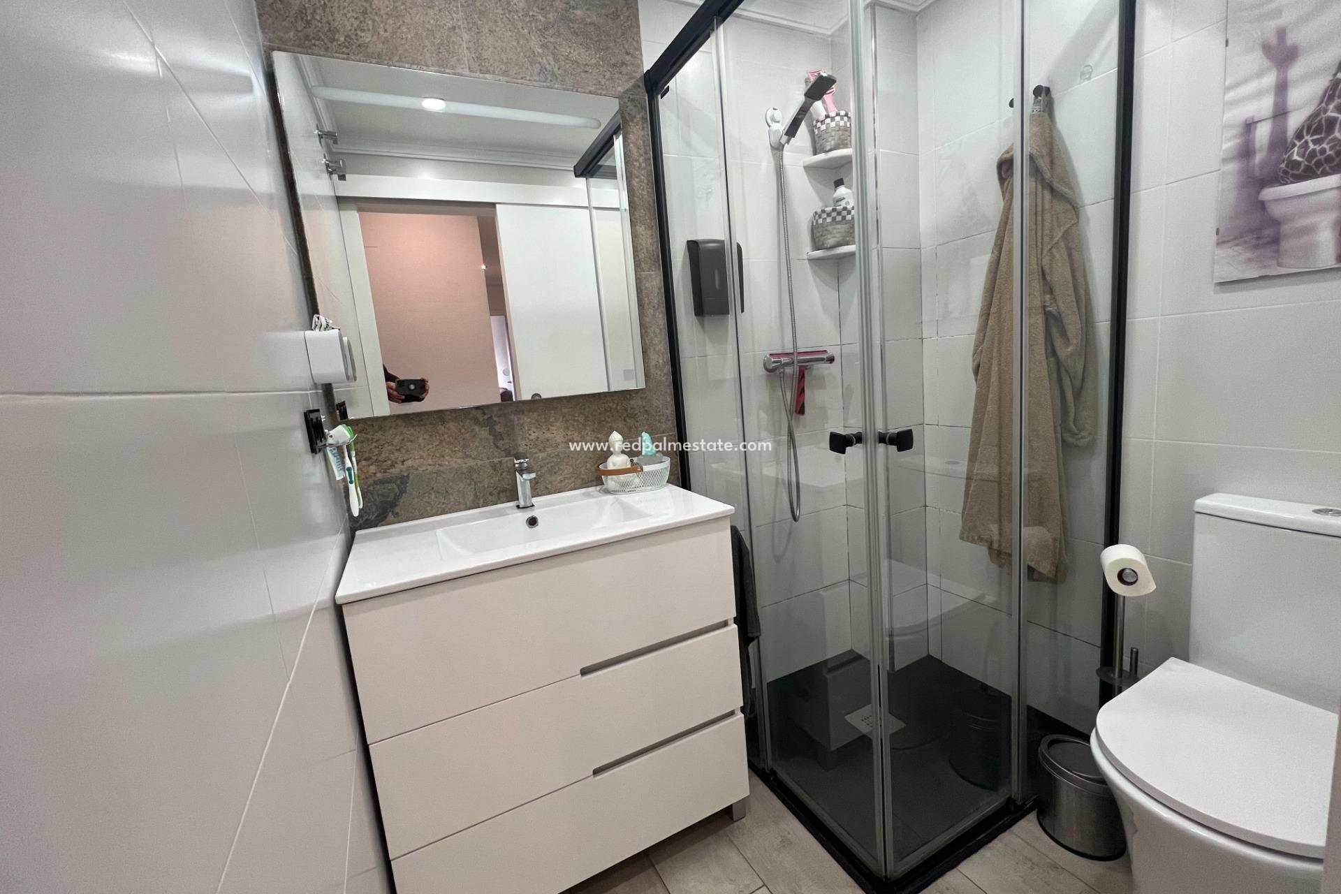 Revente - Appartement -
Dolores