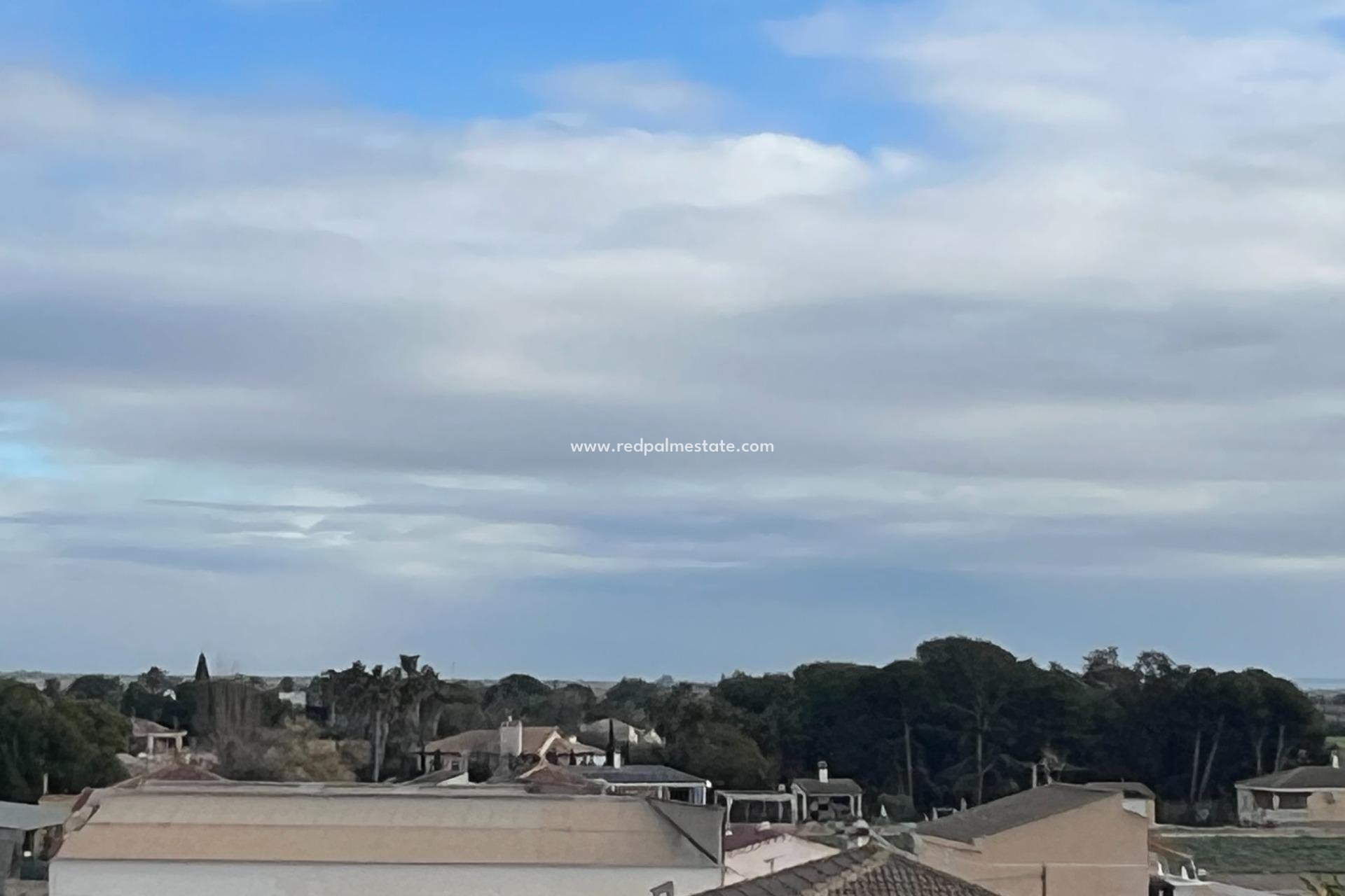 Revente - Appartement -
Dolores