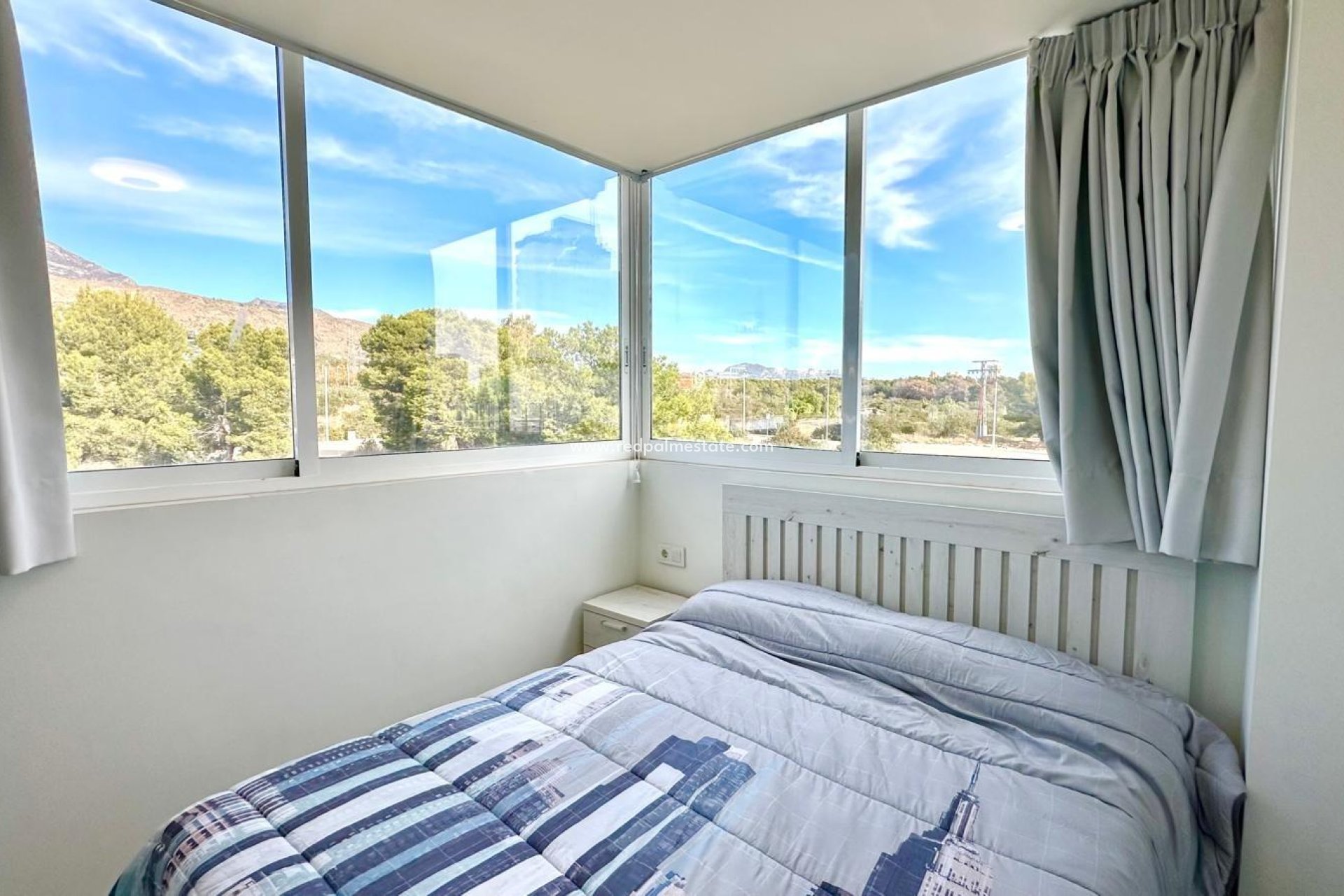 Revente - Appartement -
Finestrat