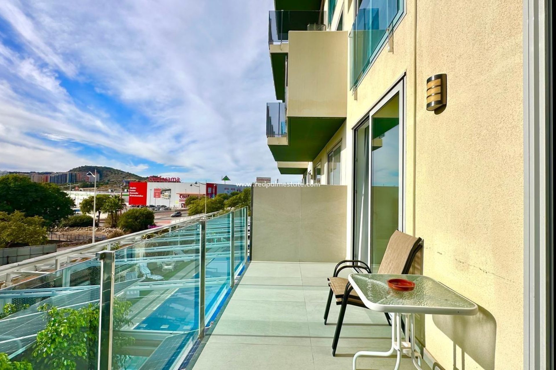 Revente - Appartement -
Finestrat