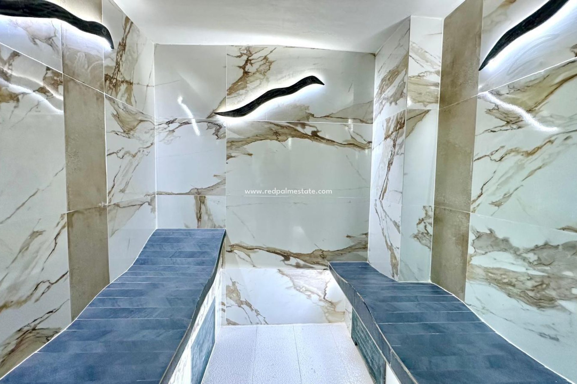 Revente - Appartement -
Finestrat