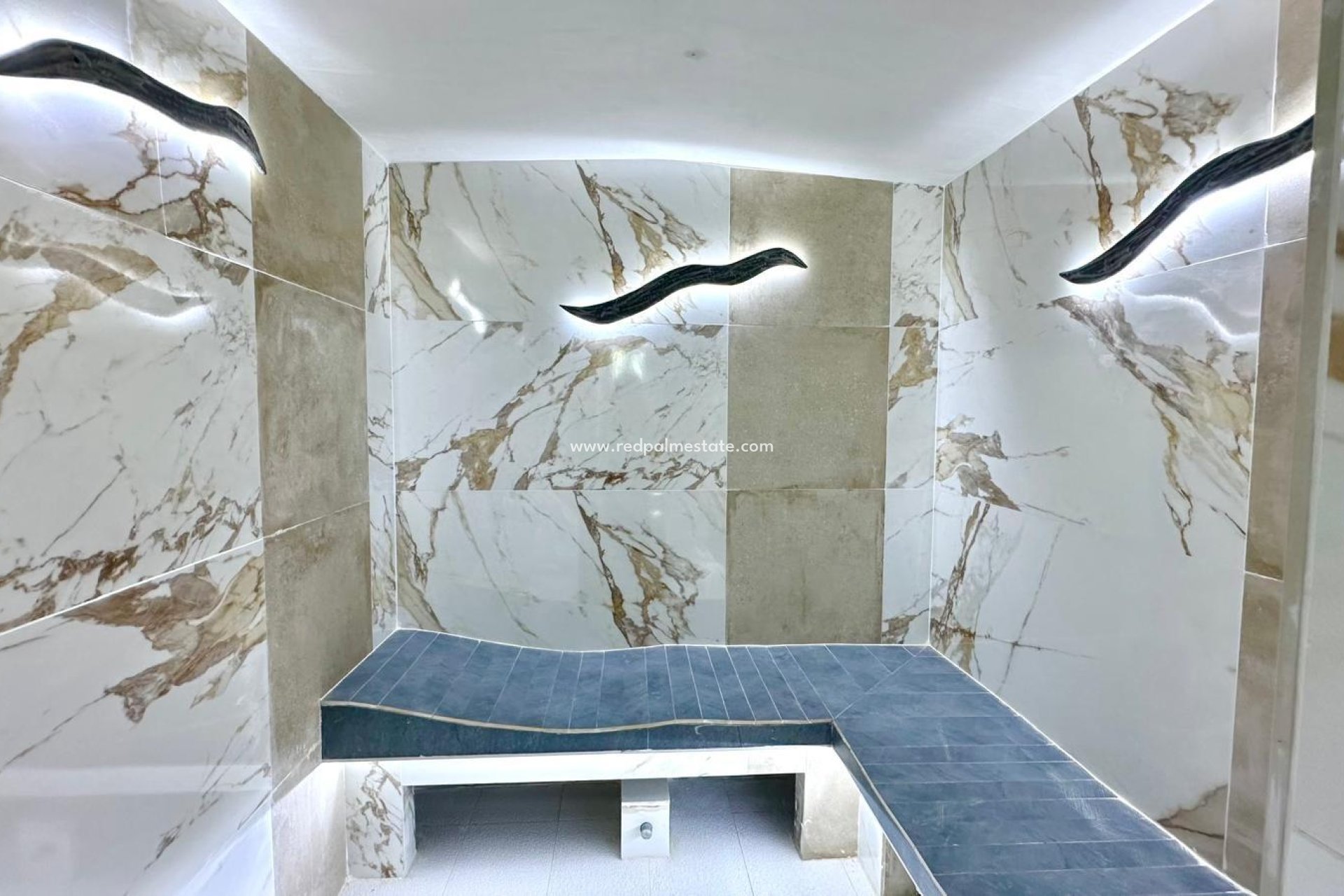 Revente - Appartement -
Finestrat