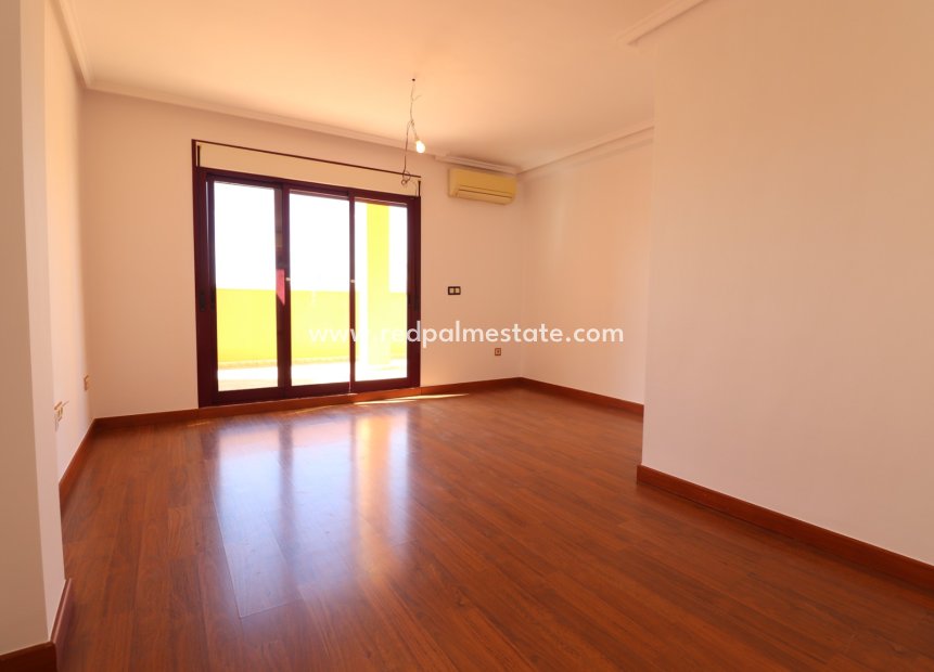 Revente - Appartement -
Formentera del Segura