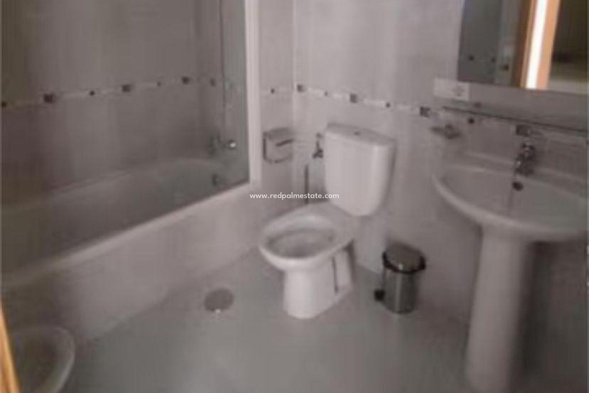 Revente - Appartement -
Guardamar del Segura - Pueblo