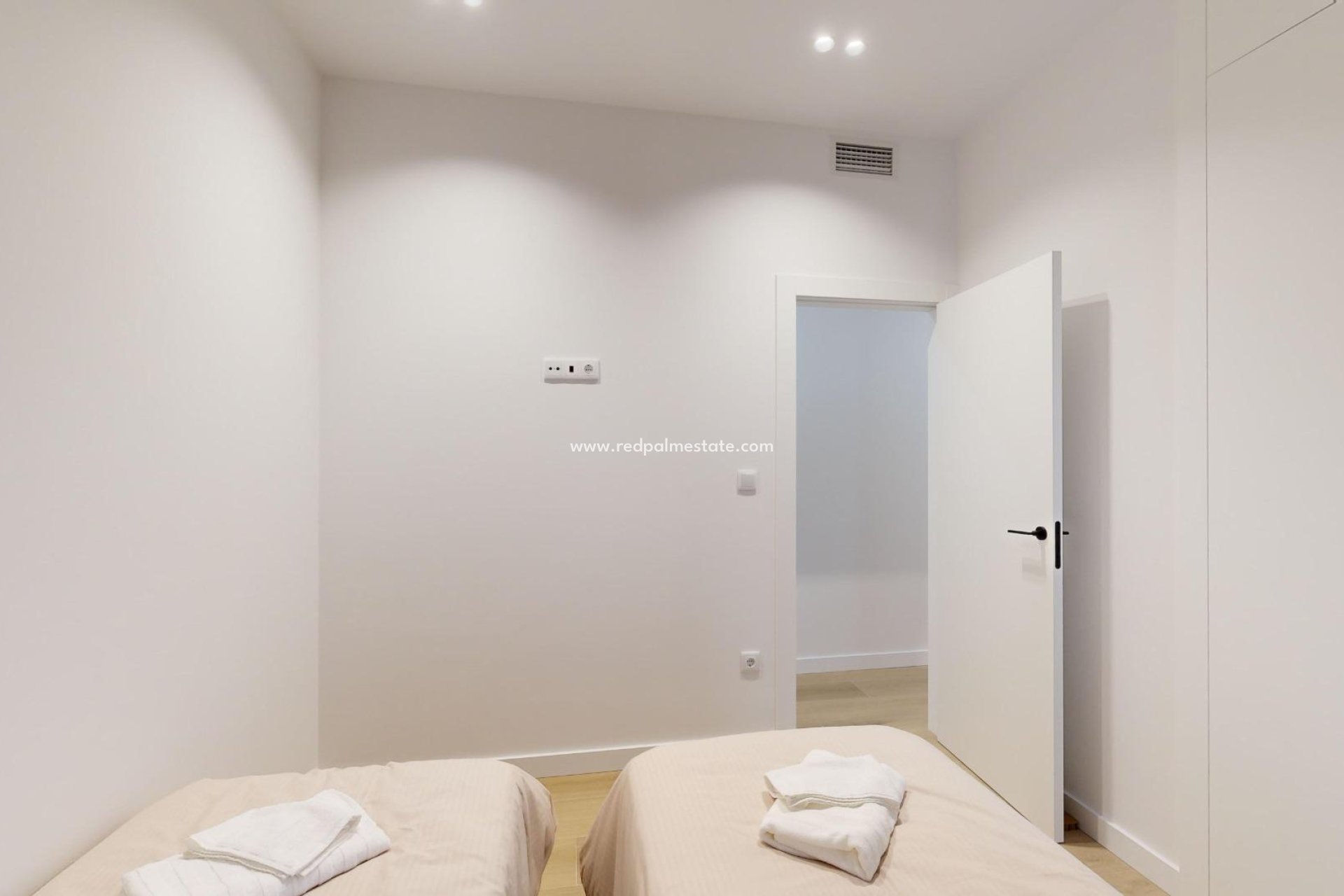 Revente - Appartement -
Guardamar del Segura - Pueblo