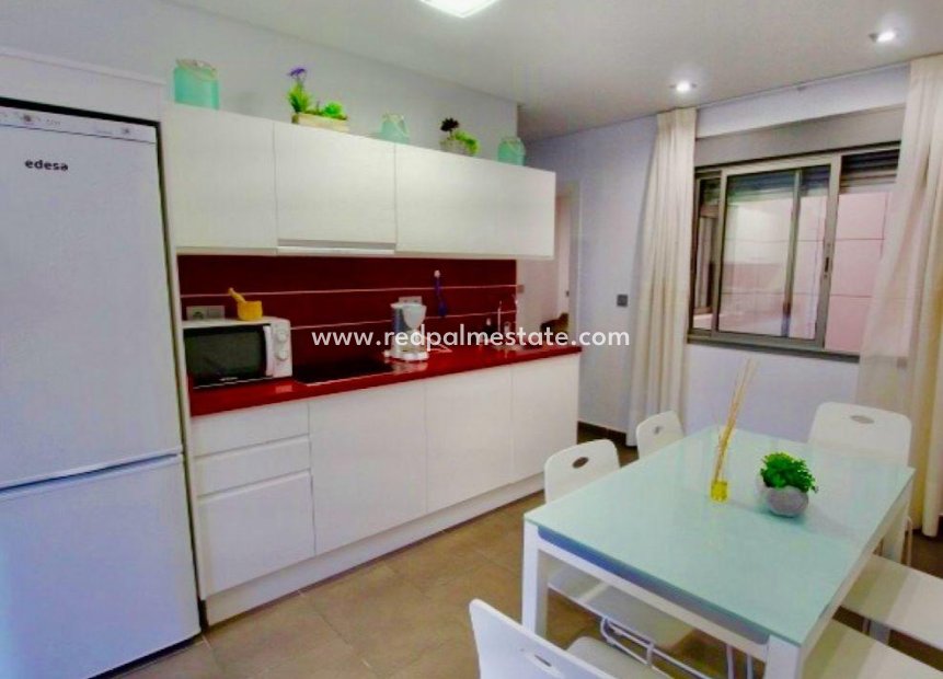 Revente - Appartement -
Guardamar del Segura - Pueblo