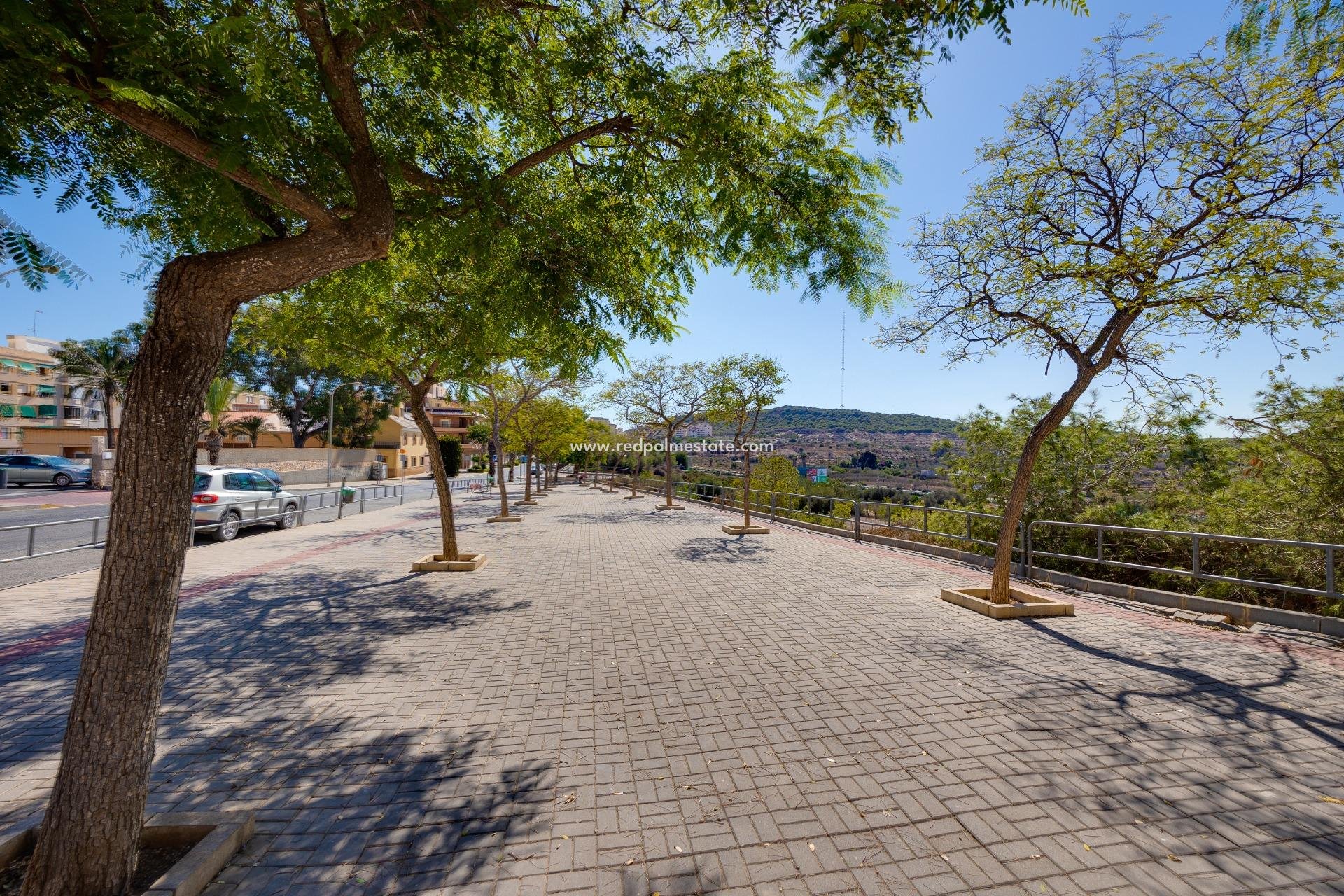 Revente - Appartement -
Guardamar del Segura - Pueblo