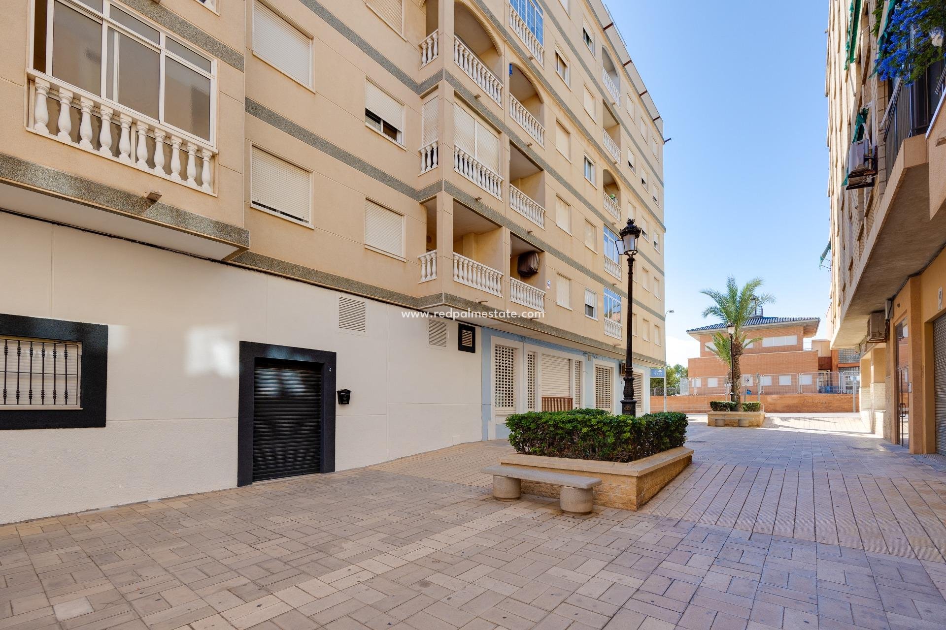 Revente - Appartement -
Guardamar del Segura - Pueblo