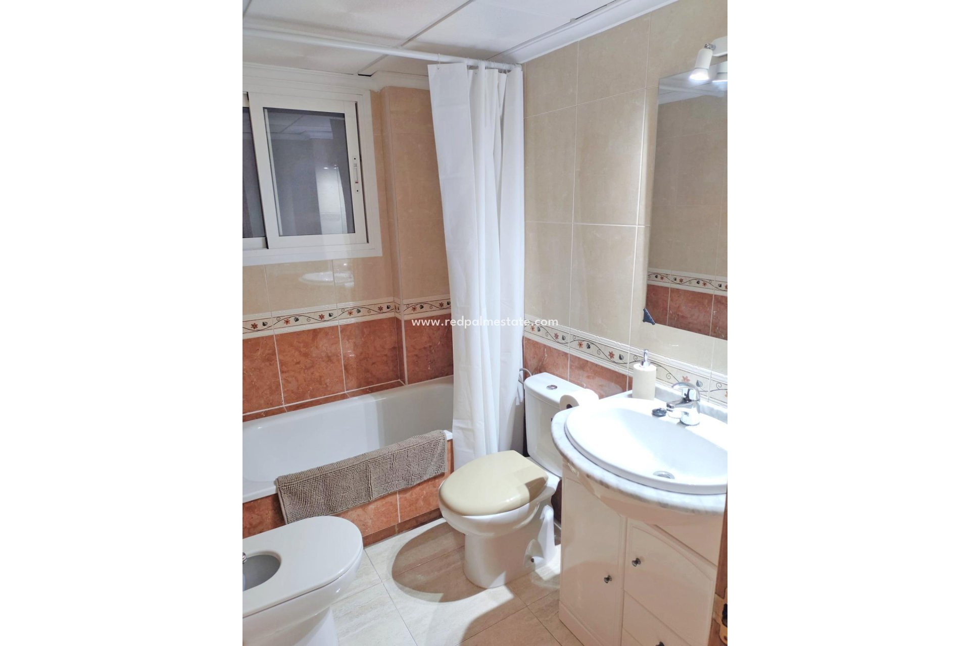 Revente - Appartement -
Guardamar del Segura - Puerto Deportivo