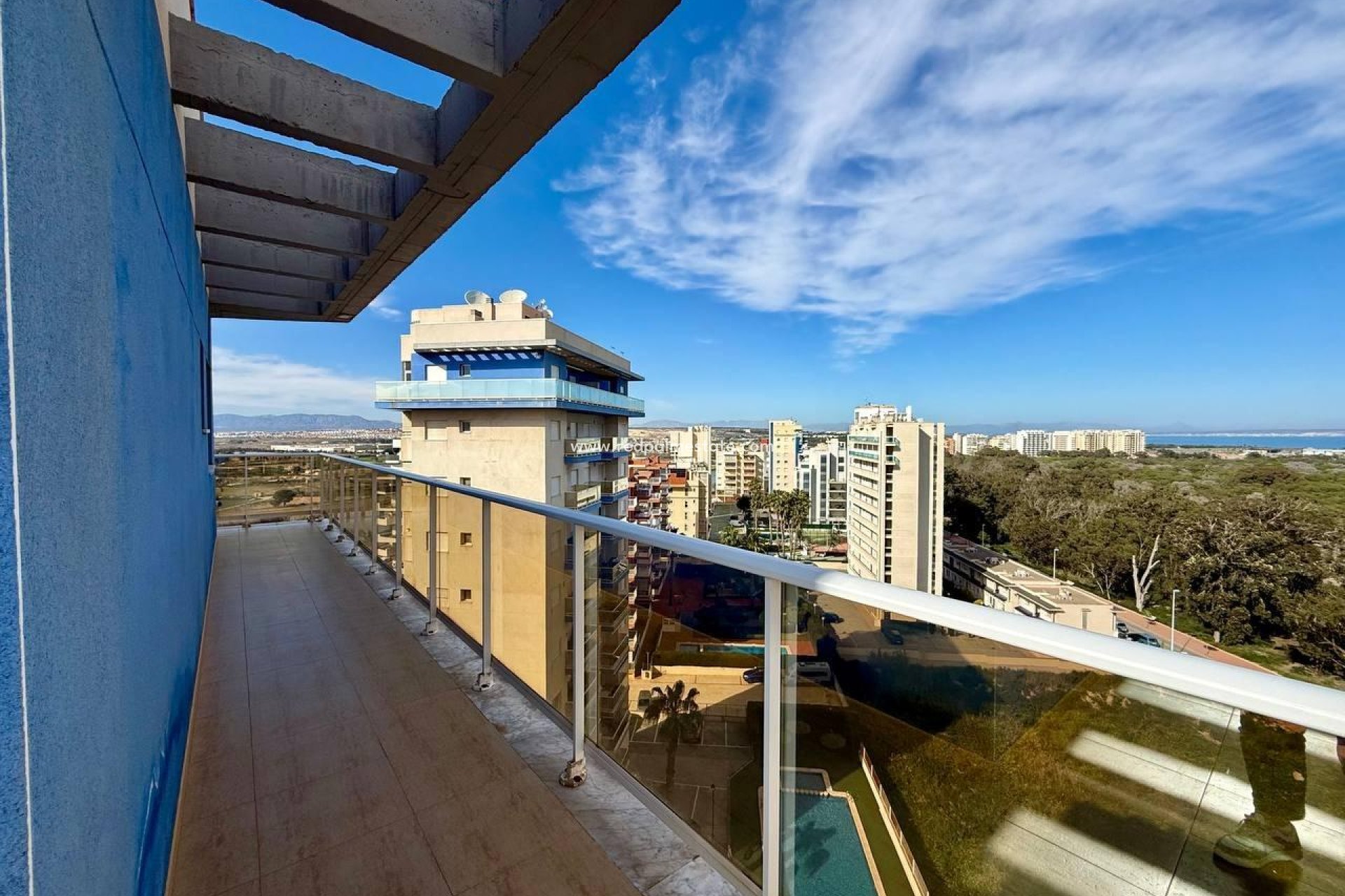 Revente - Appartement -
Guardamar del Segura - Puerto