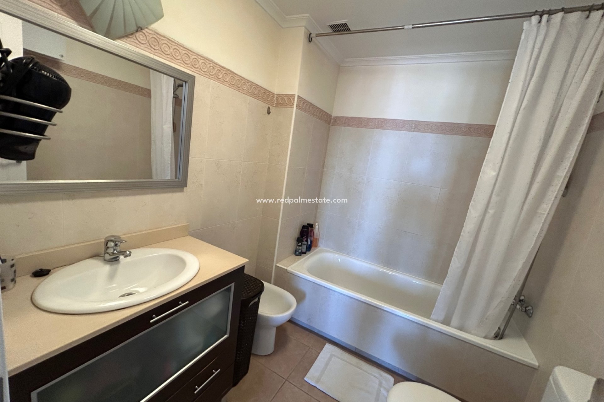 Revente - Appartement -
Jacarilla - Inland