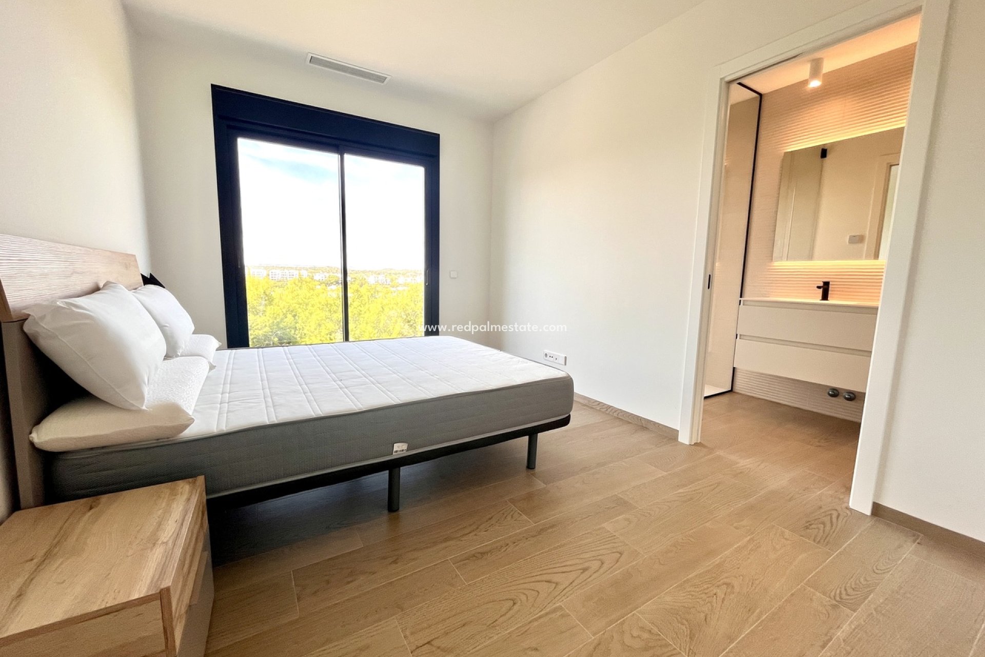 Revente - Appartement -
Las Colinas Golf