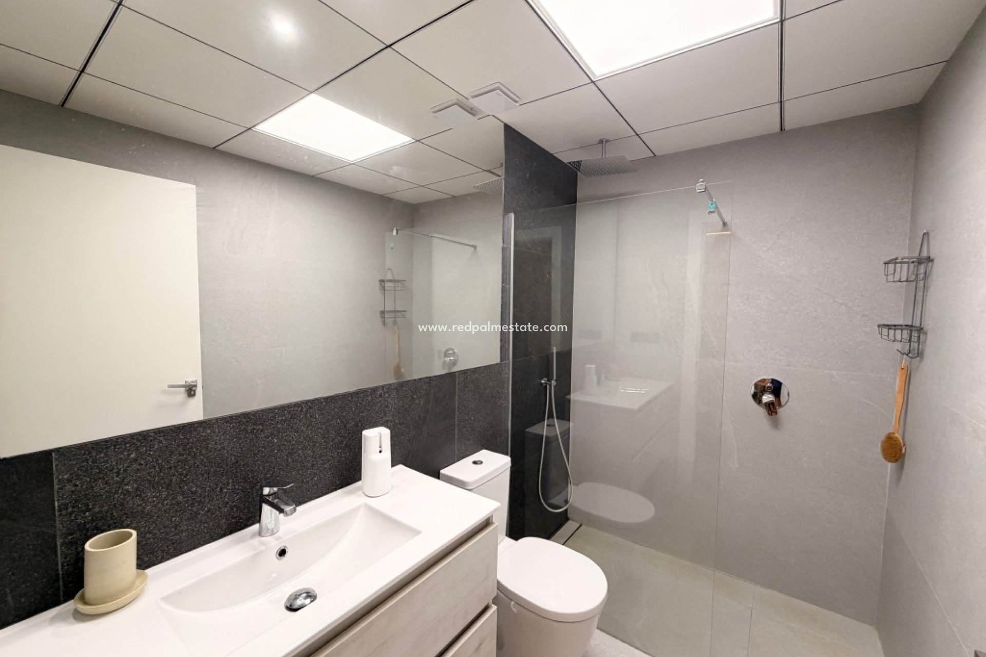 Revente - Appartement -
Lo Crispin