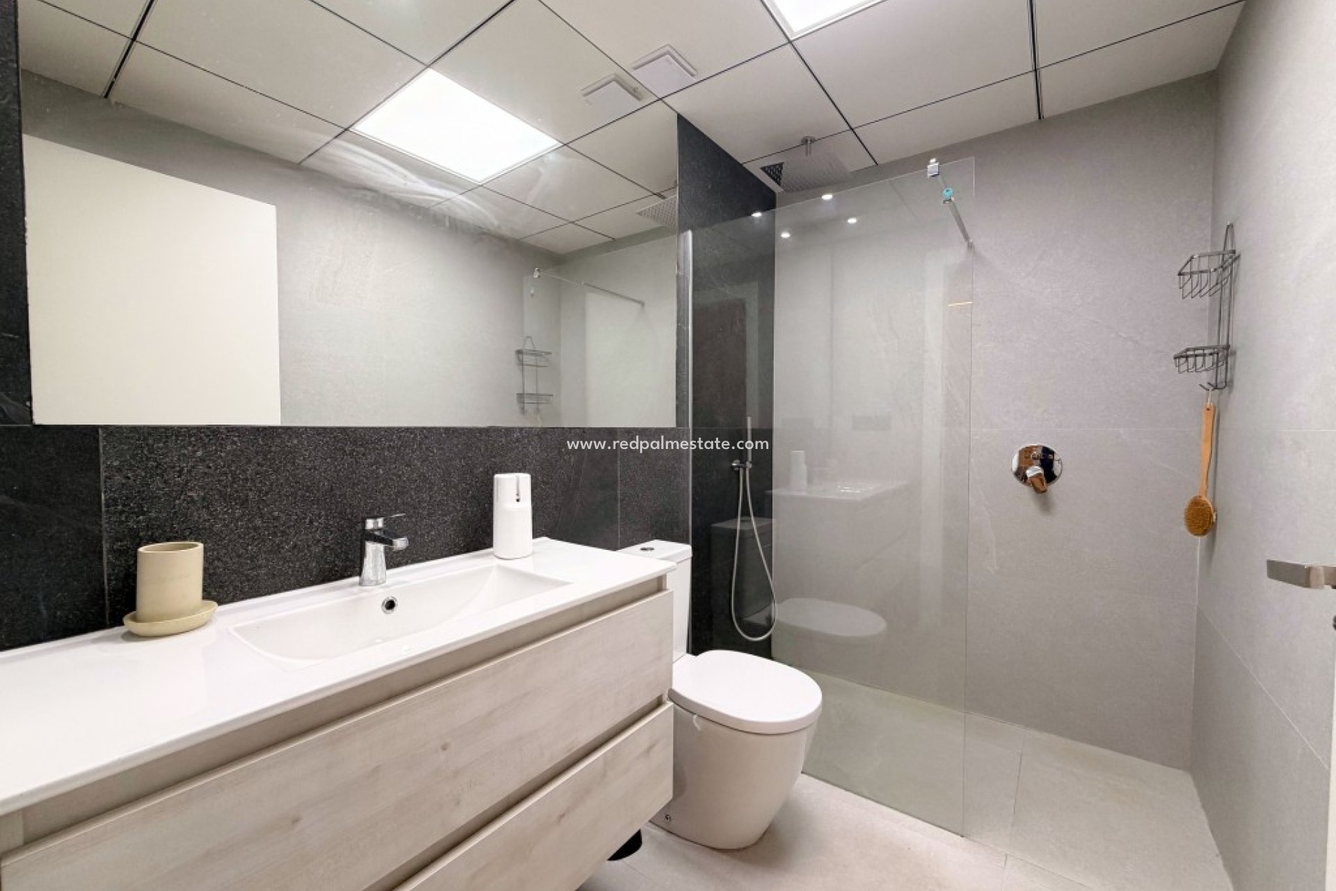 Revente - Appartement -
Lo Crispin