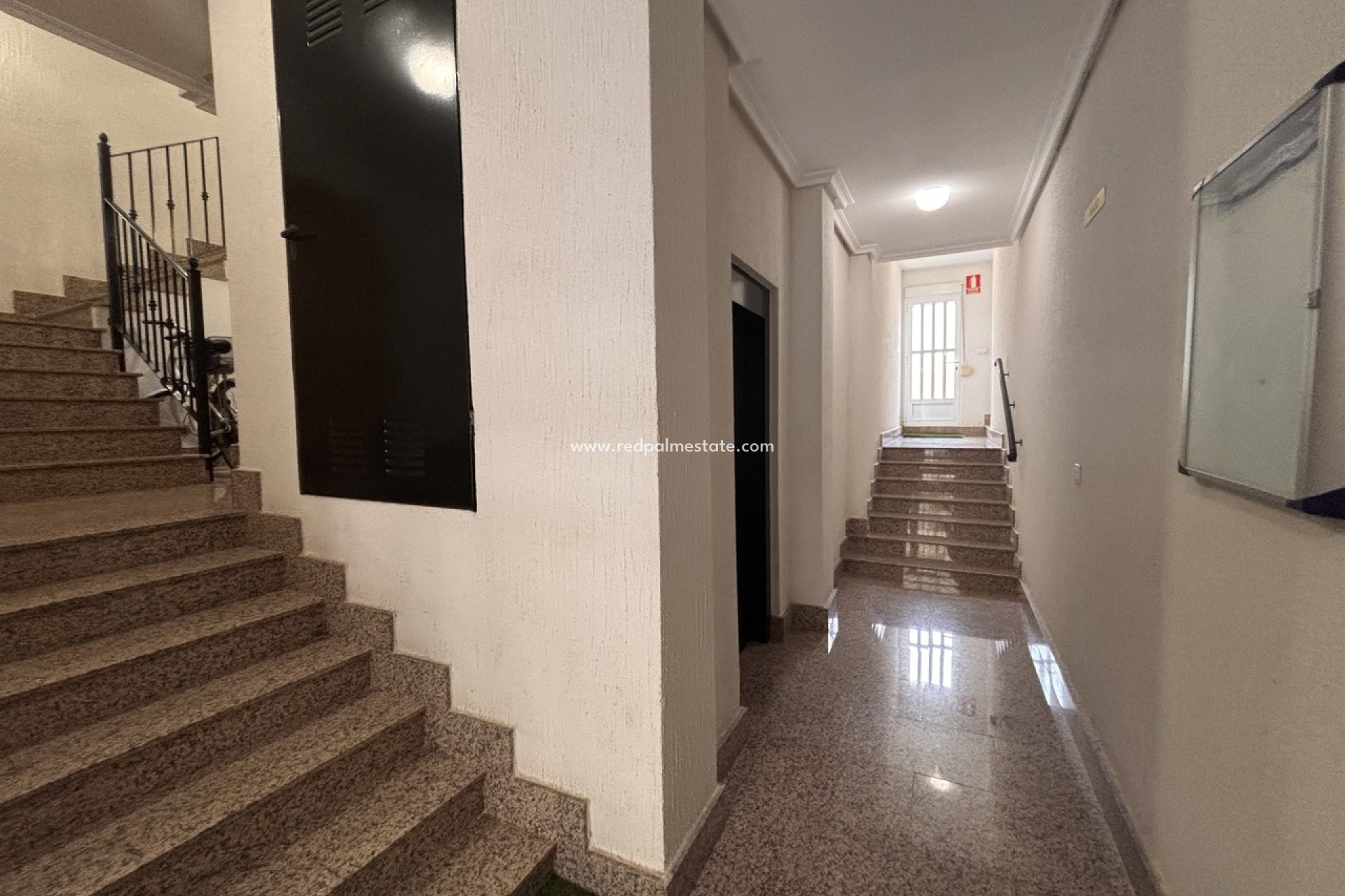 Revente - Appartement -
Lo Pagan - Lo pagan