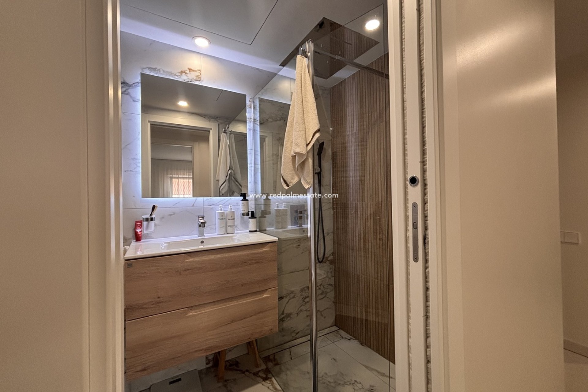 Revente - Appartement -
Lo Pagan - Lo pagan