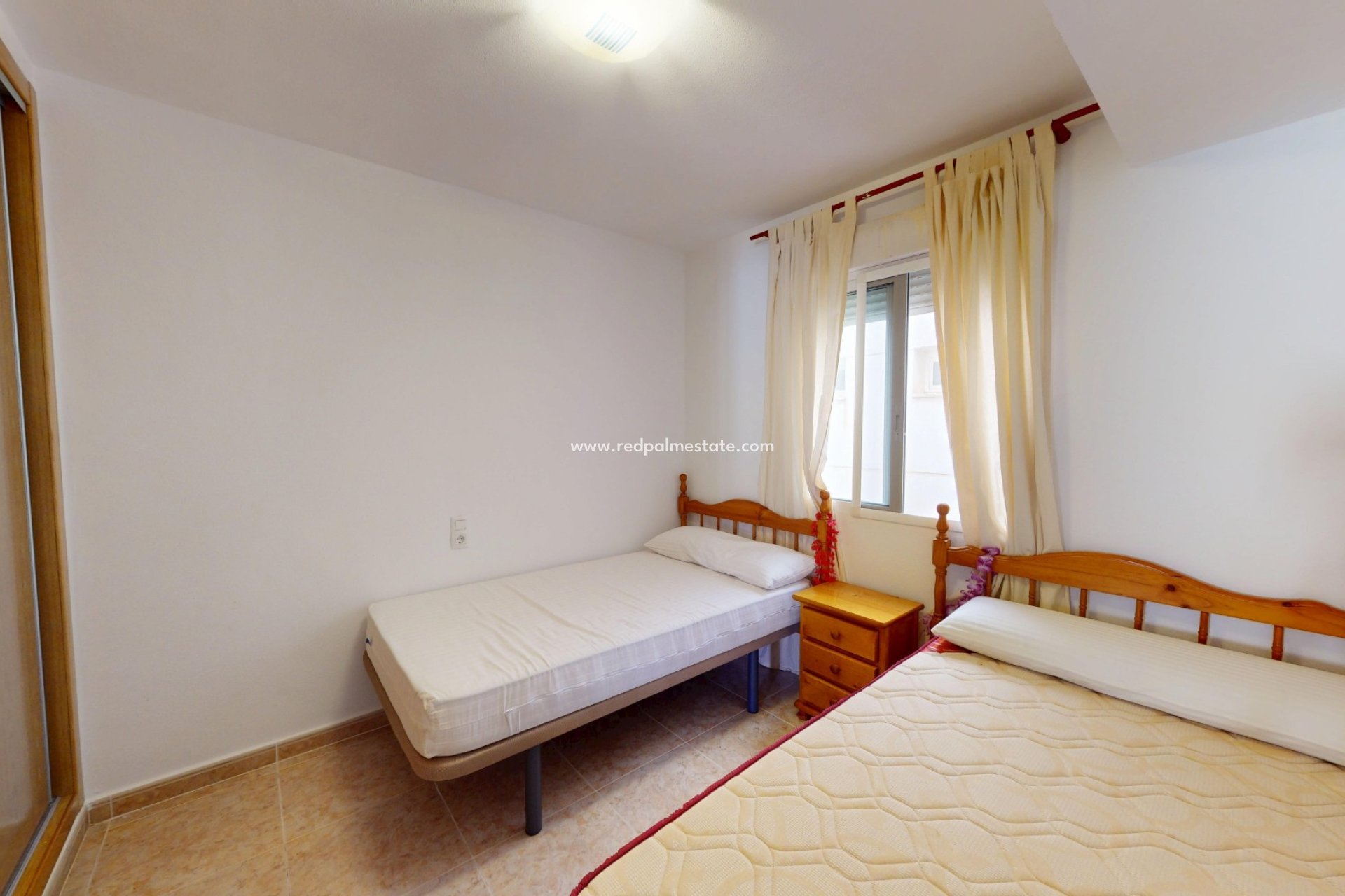 Revente - Appartement -
Los Alczares - Los Alcazares