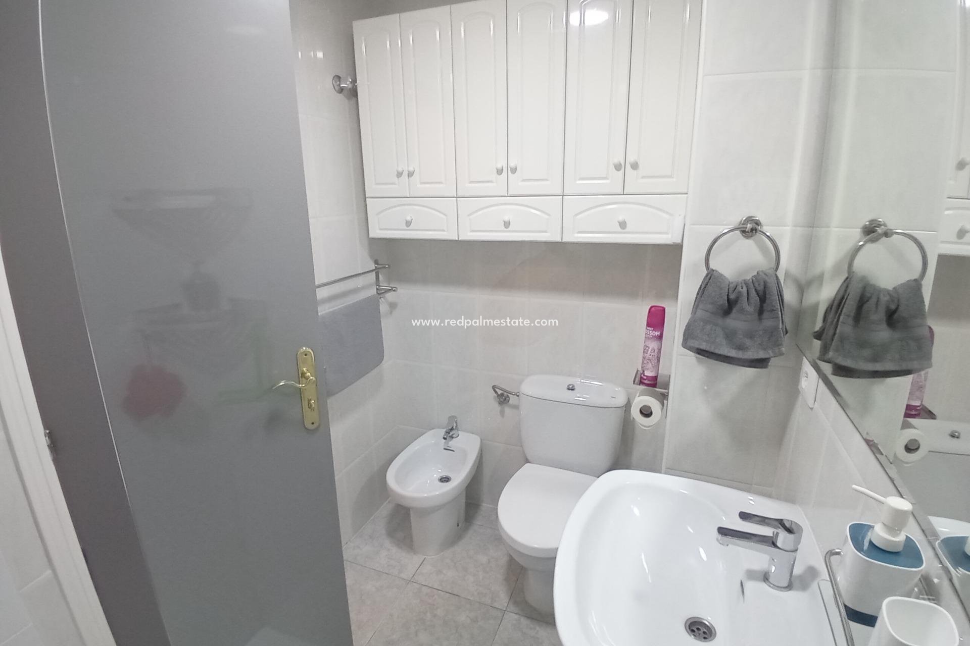 Revente - Appartement -
Mazarron - Paseo