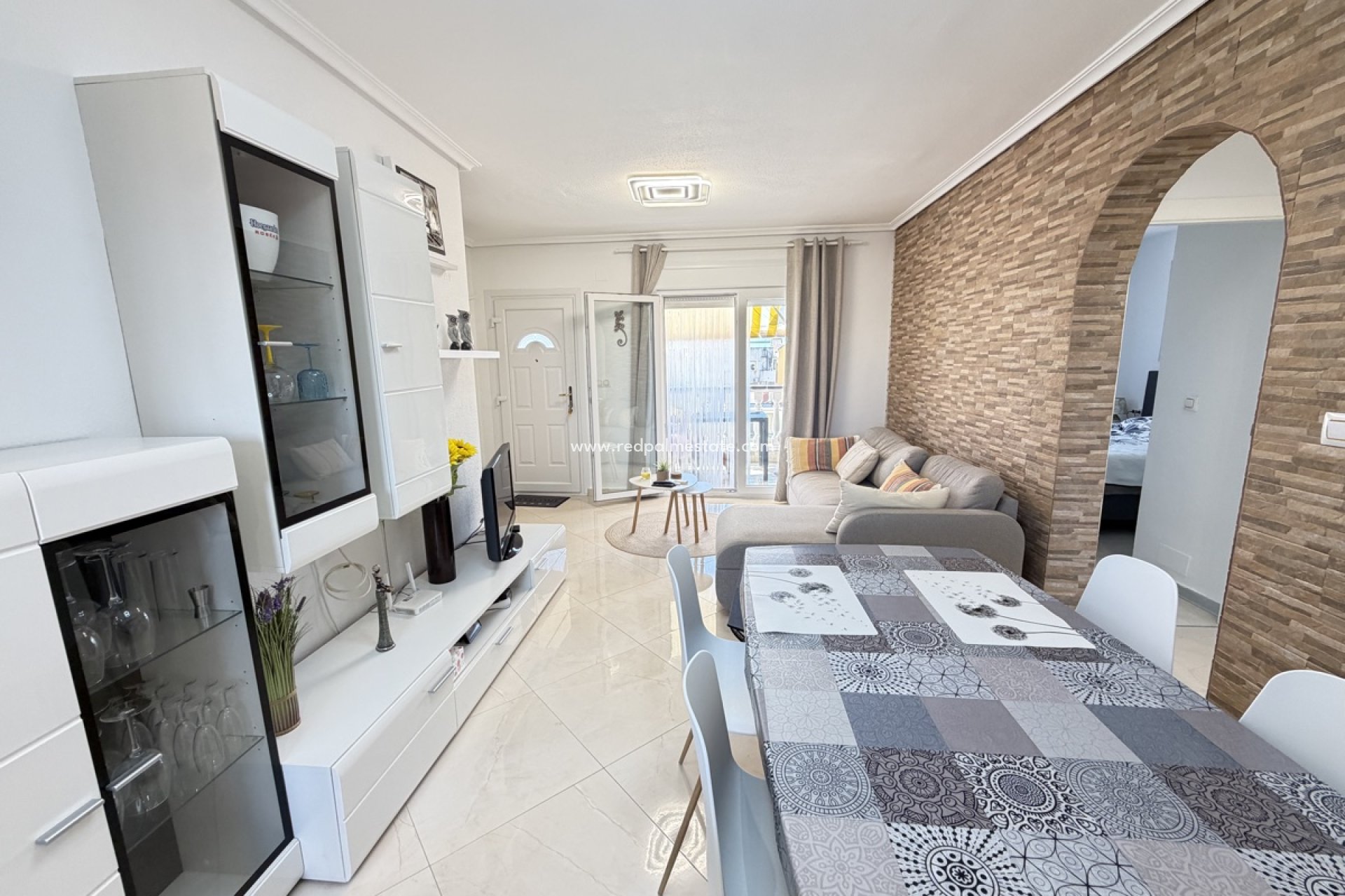 Revente - Appartement -
Orihuela Costa - Cabo Roig