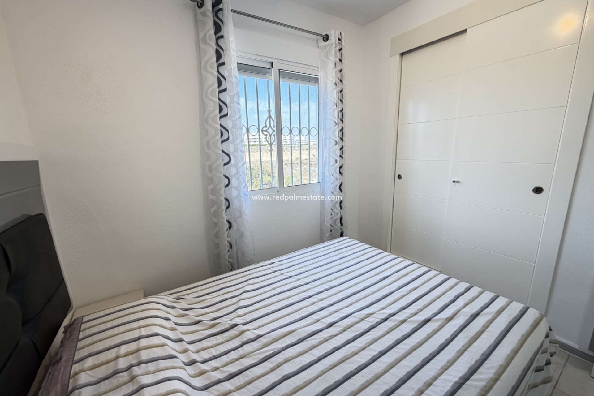 Revente - Appartement -
Orihuela Costa - Cabo Roig