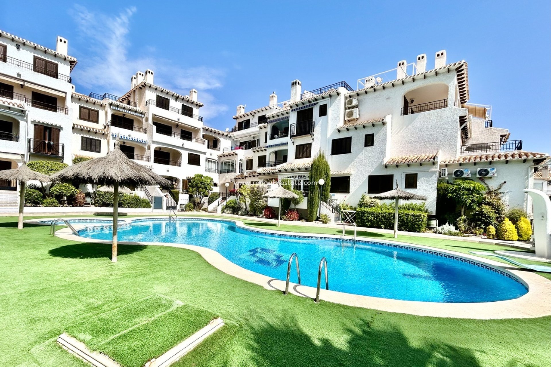 Revente - Appartement -
Orihuela Costa - Cabo Roig