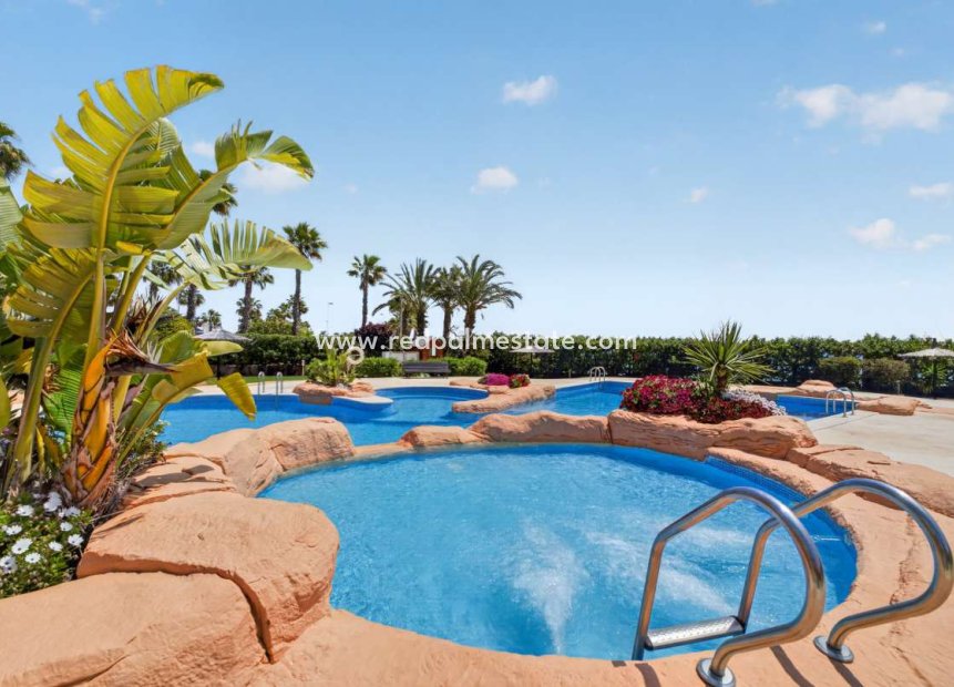 Revente - Appartement -
Orihuela Costa - Cabo Roig