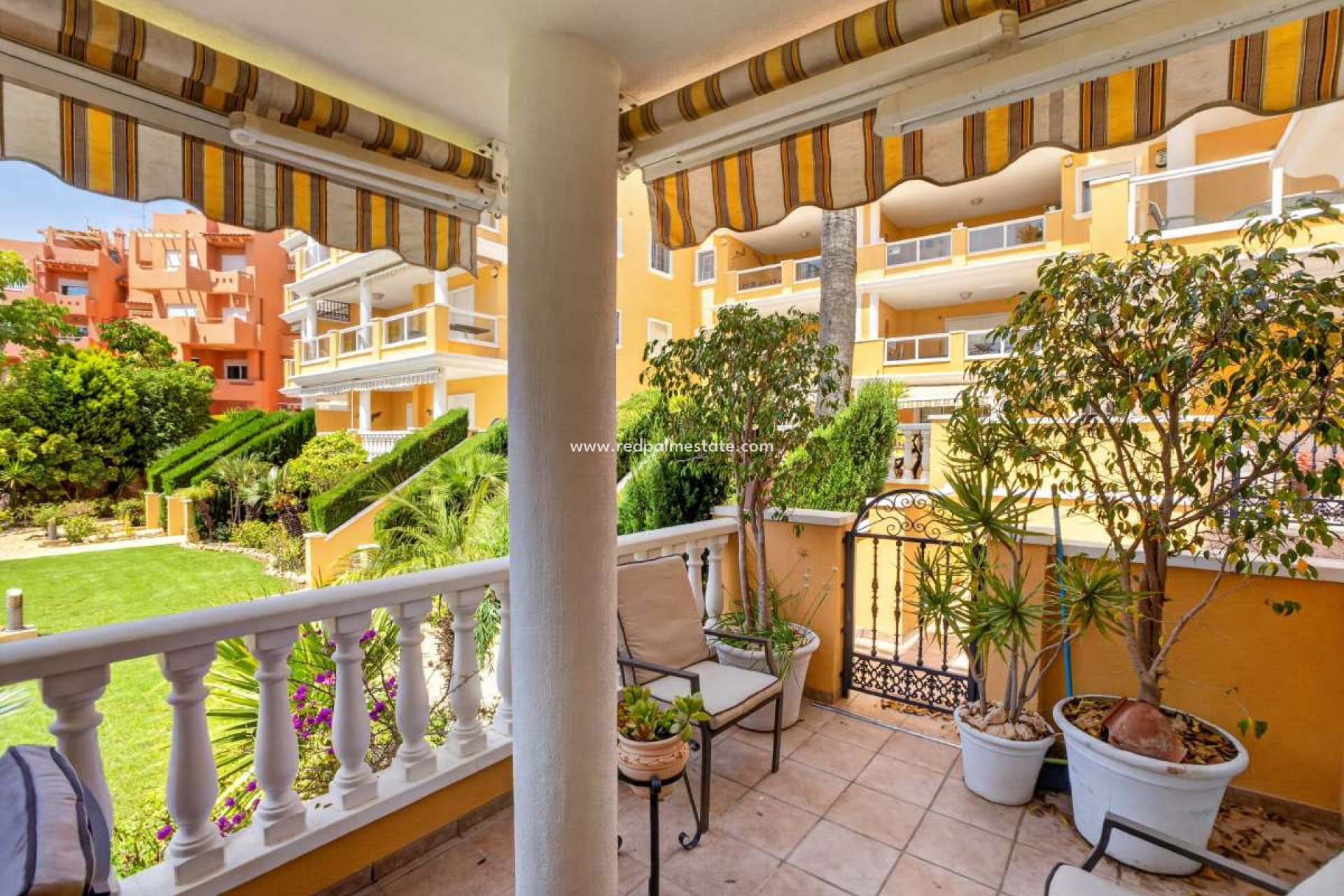 Revente - Appartement -
Orihuela Costa - Cabo Roig