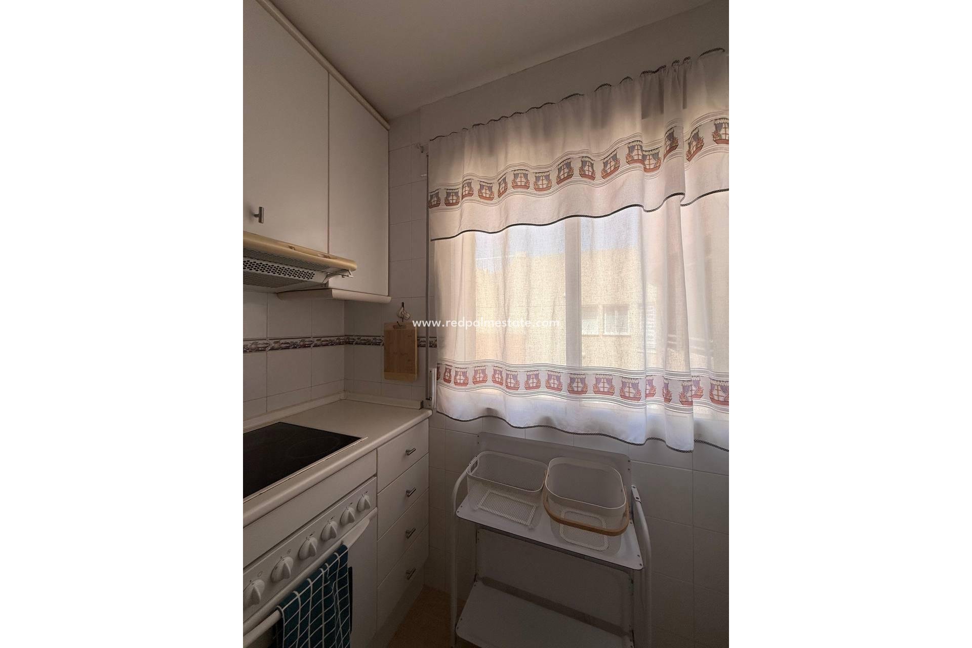 Revente - Appartement -
Orihuela Costa - Campoamor