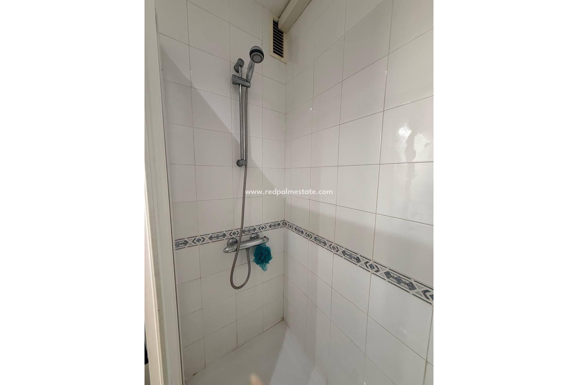 Revente - Appartement -
Orihuela Costa - Campoamor