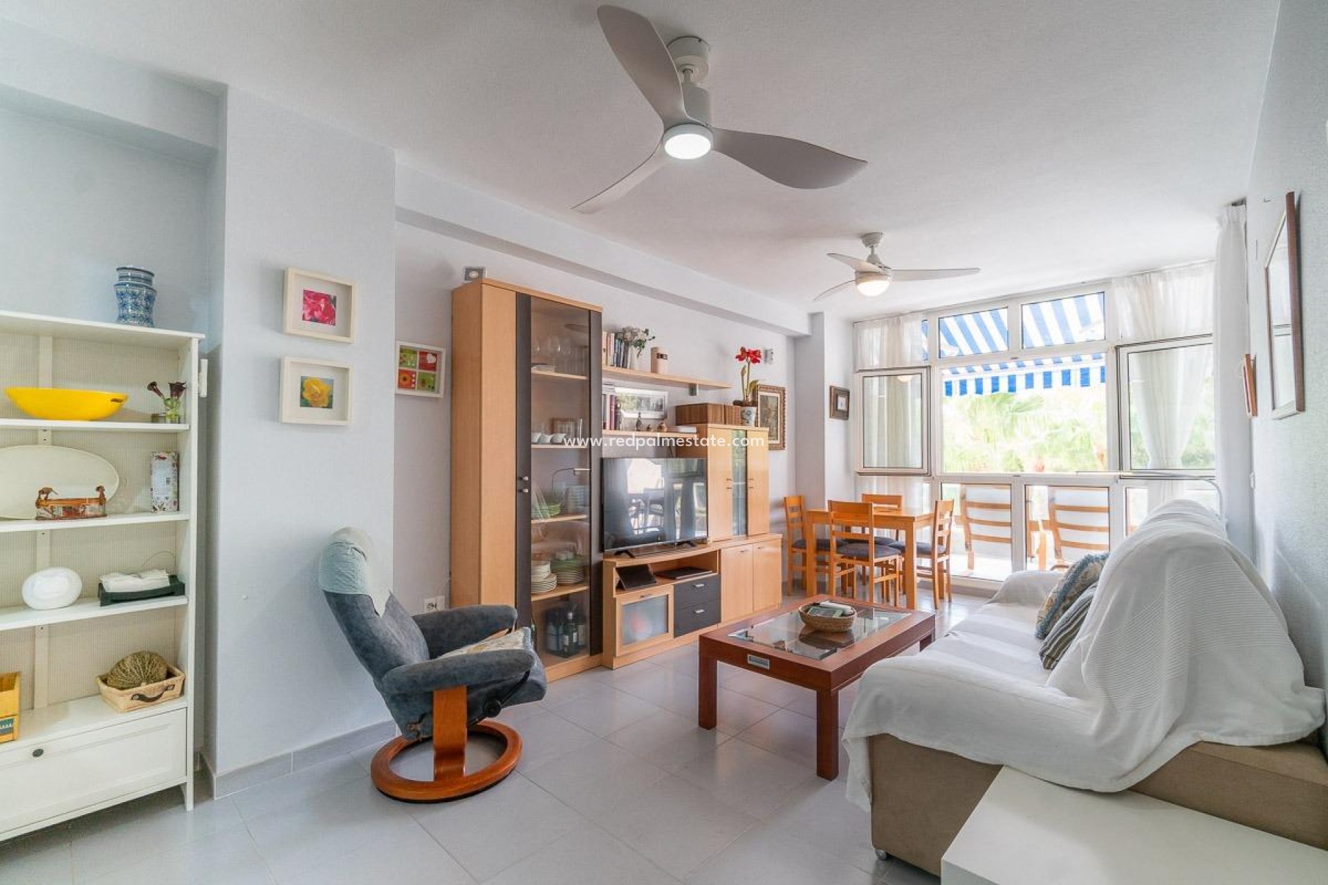 Revente - Appartement -
Orihuela Costa - Campoamor
