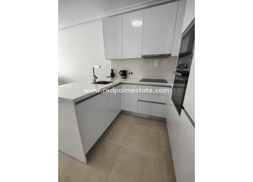 Revente - Appartement -
Orihuela Costa - Campoamor