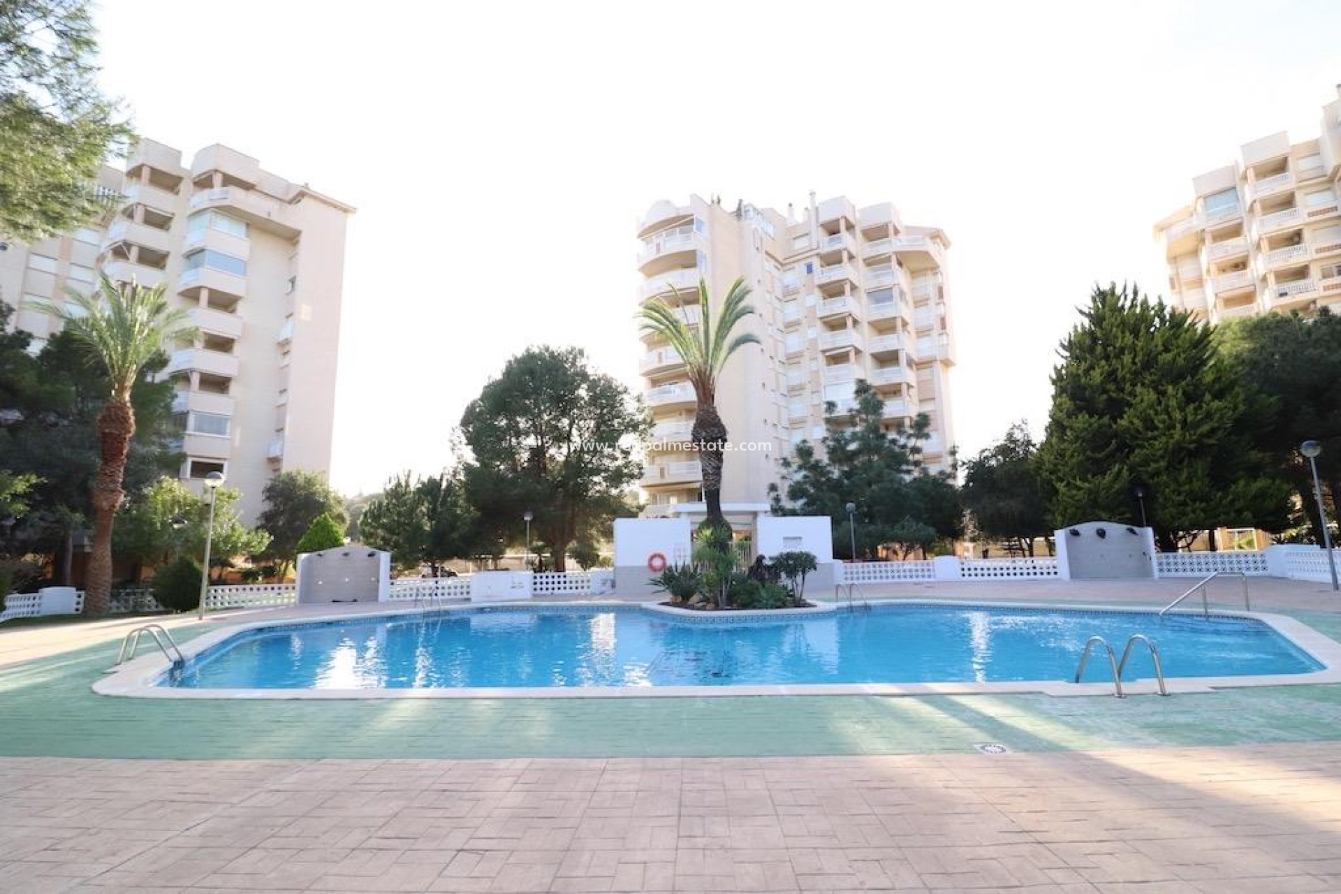 Revente - Appartement -
Orihuela Costa - Campoamor