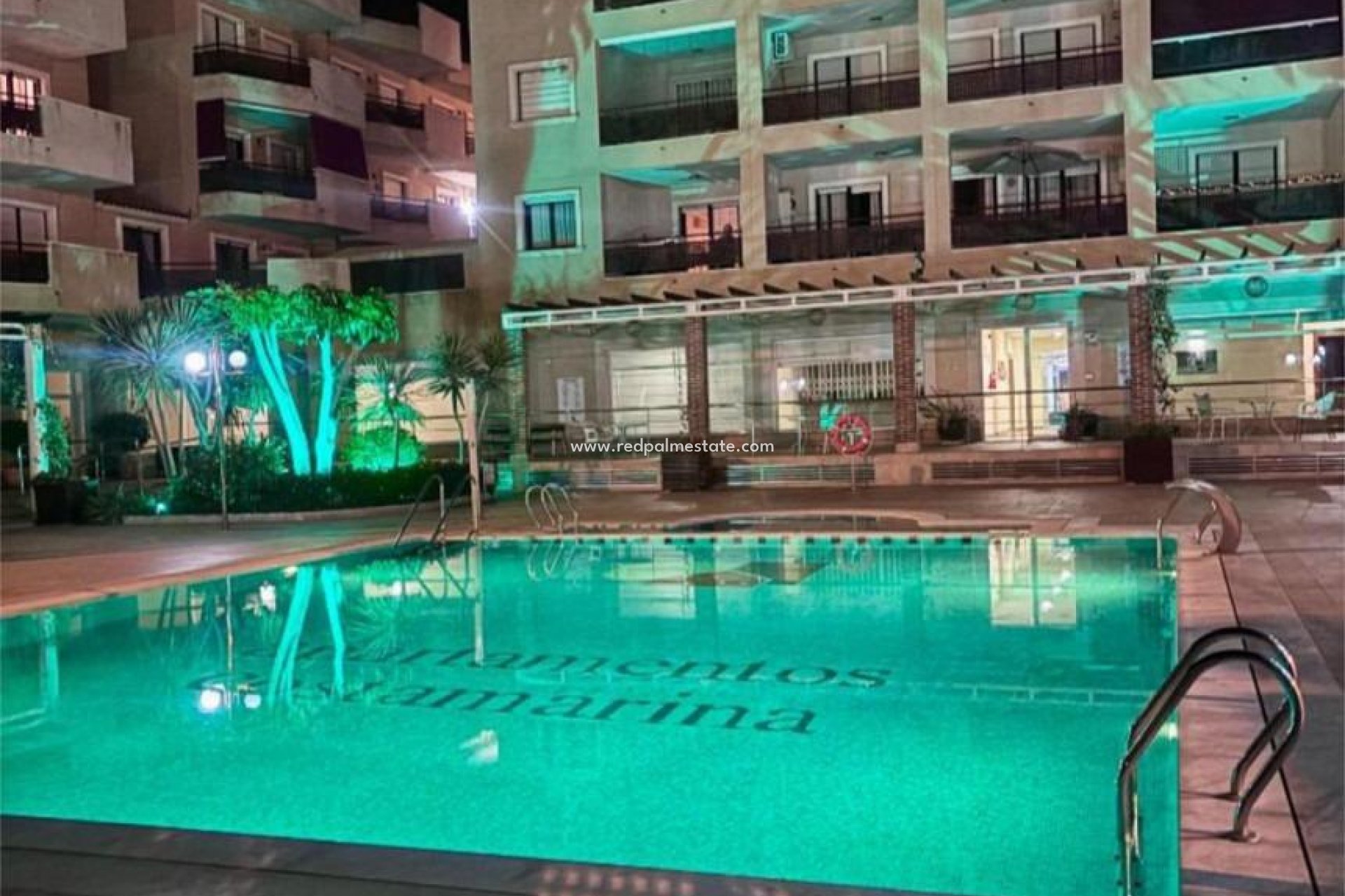 Revente - Appartement -
Orihuela Costa - Campoamor