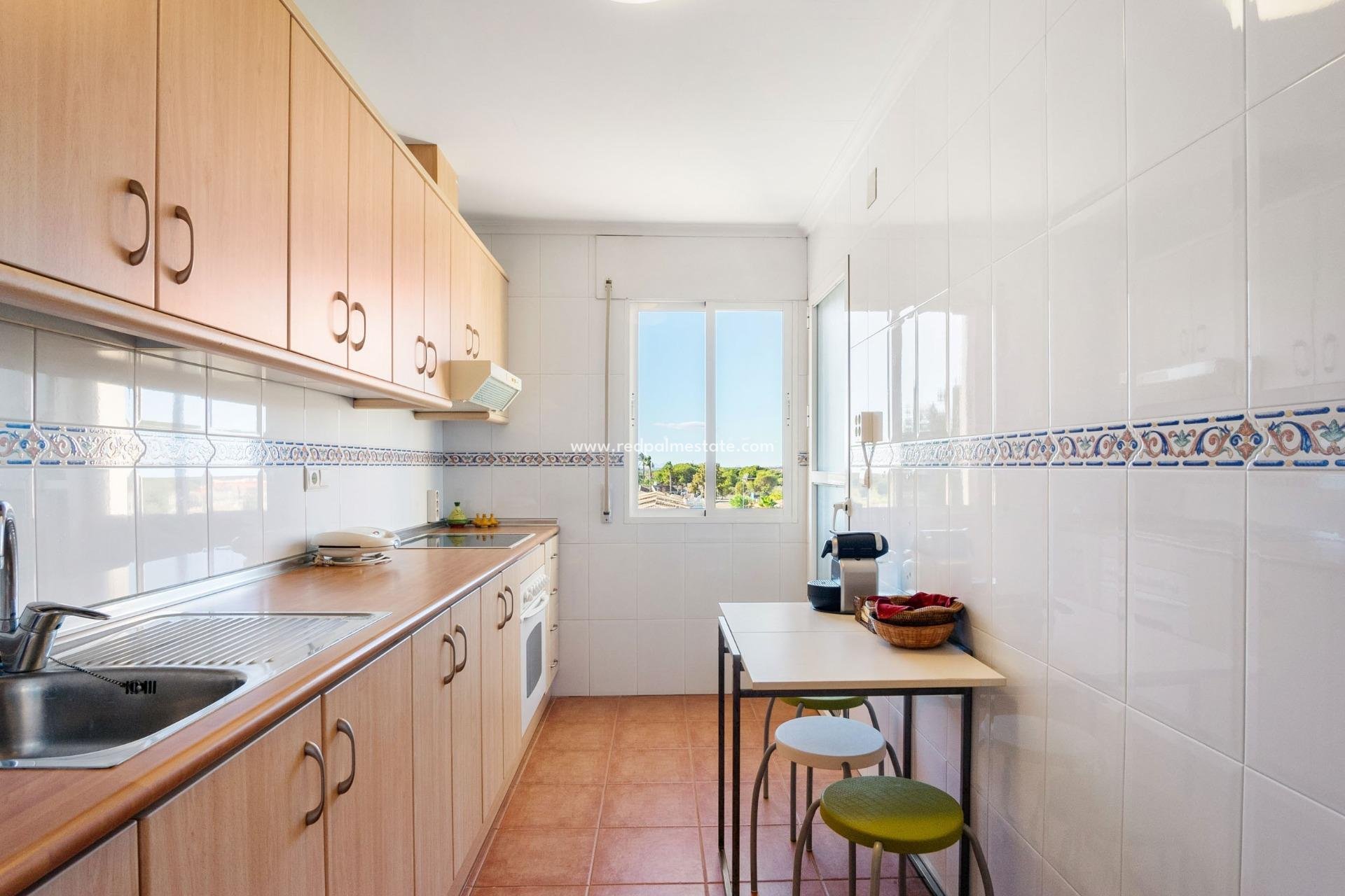 Revente - Appartement -
Orihuela Costa - Campoamor