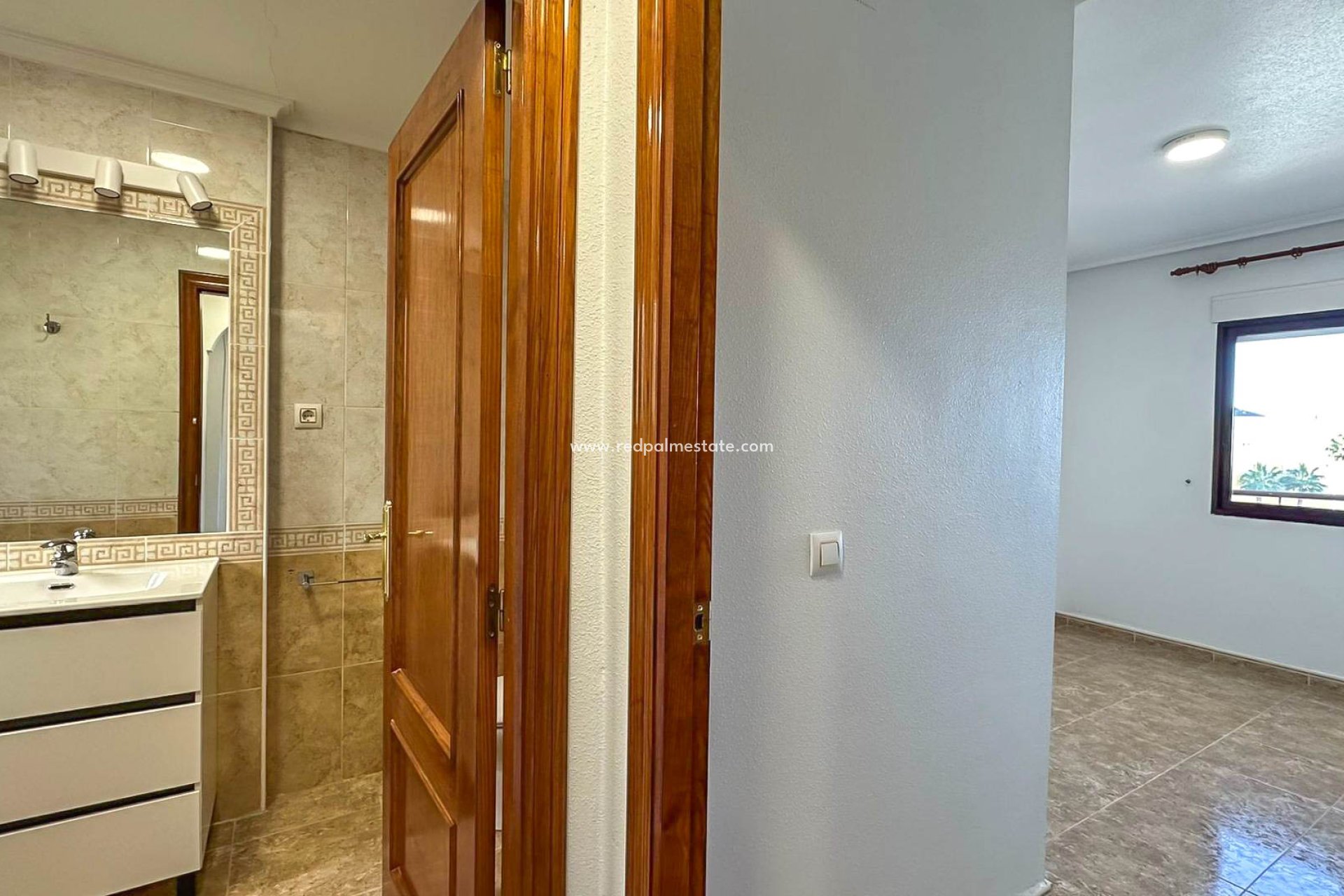 Revente - Appartement -
Orihuela Costa - Campoamor