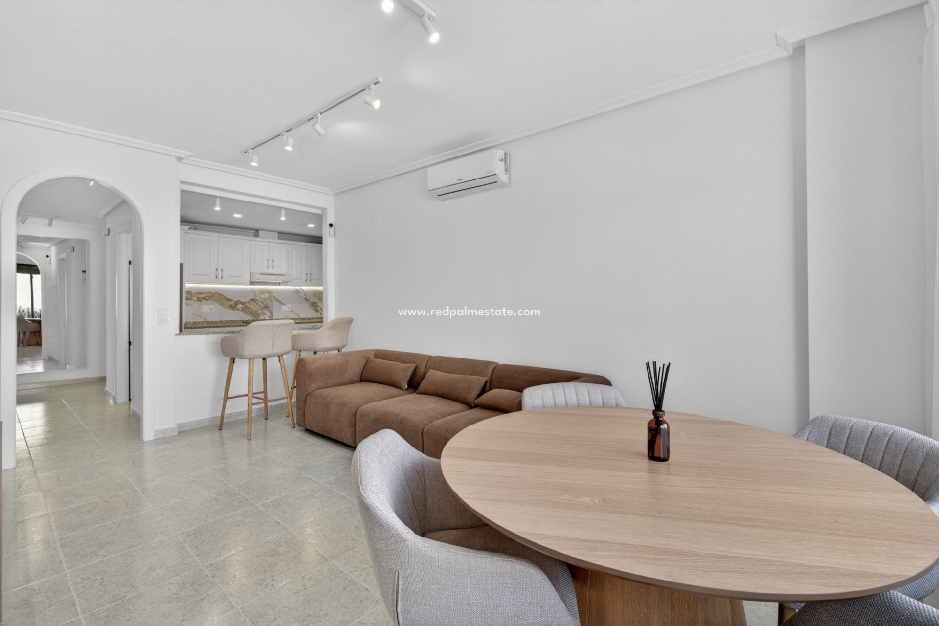 Revente - Appartement -
Orihuela Costa - Campoamor