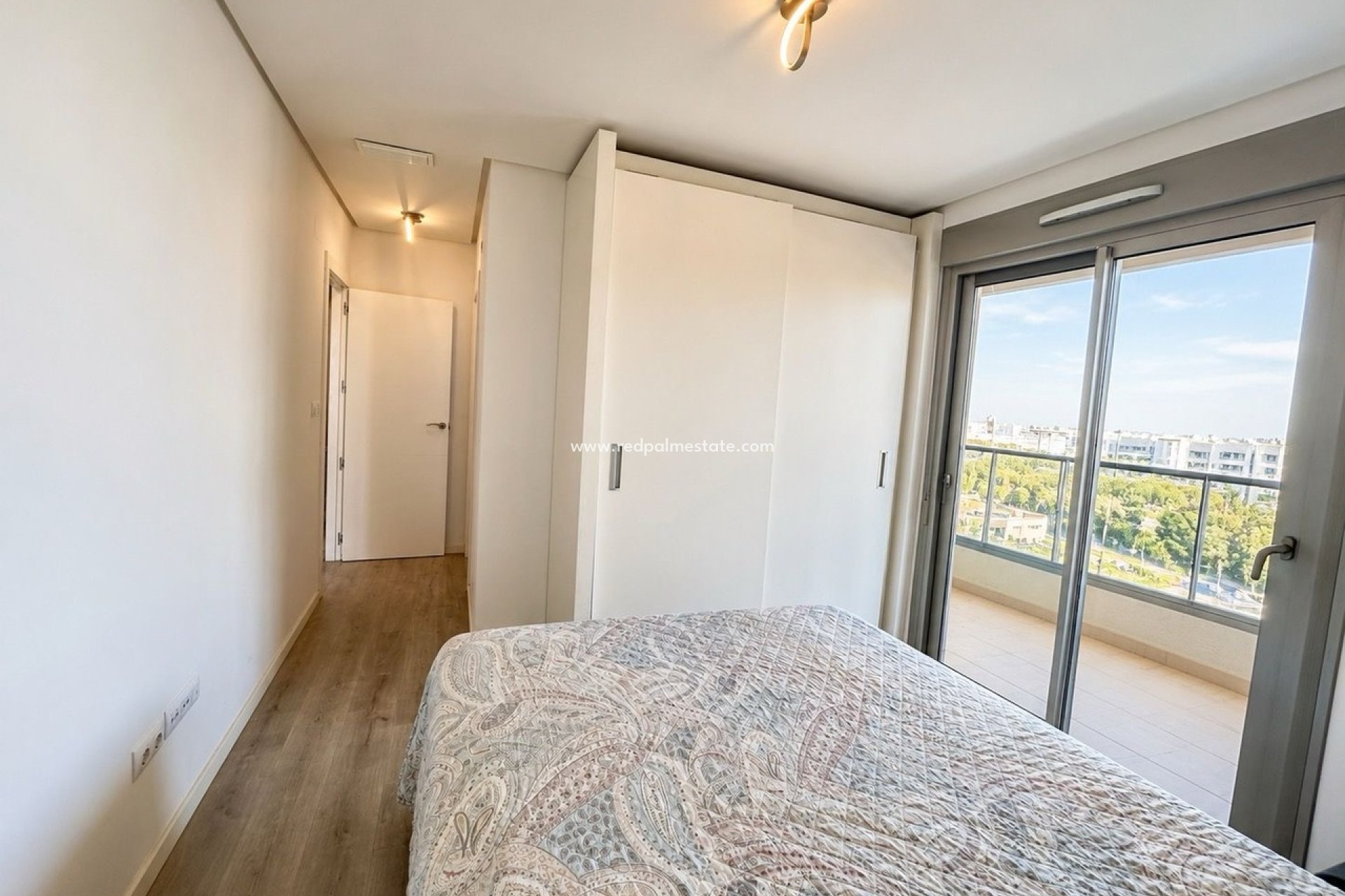 Revente - Appartement -
Orihuela Costa - Inland