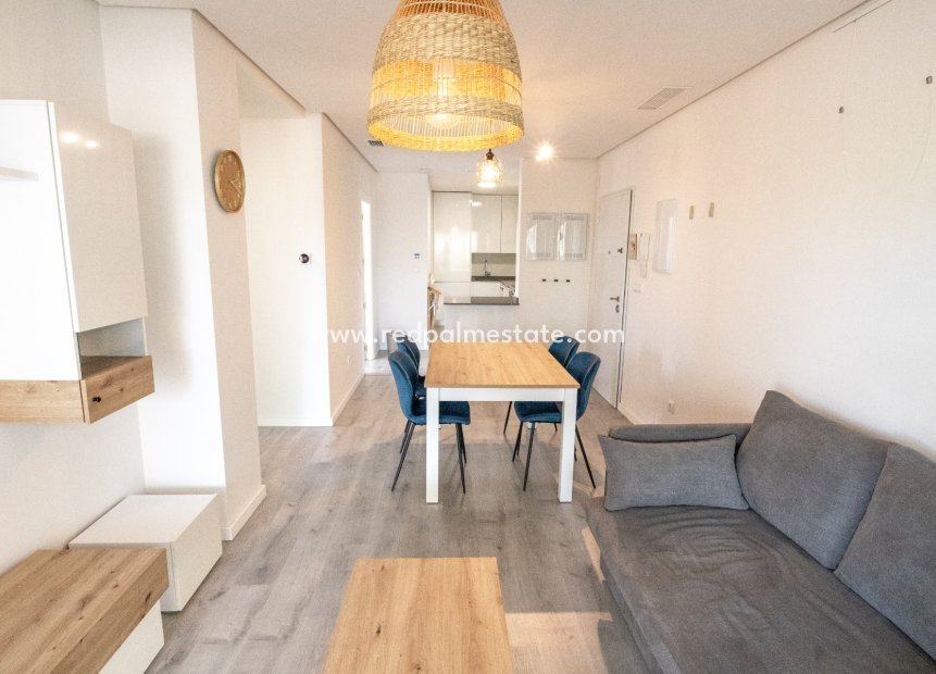 Revente - Appartement -
Orihuela Costa - Inland