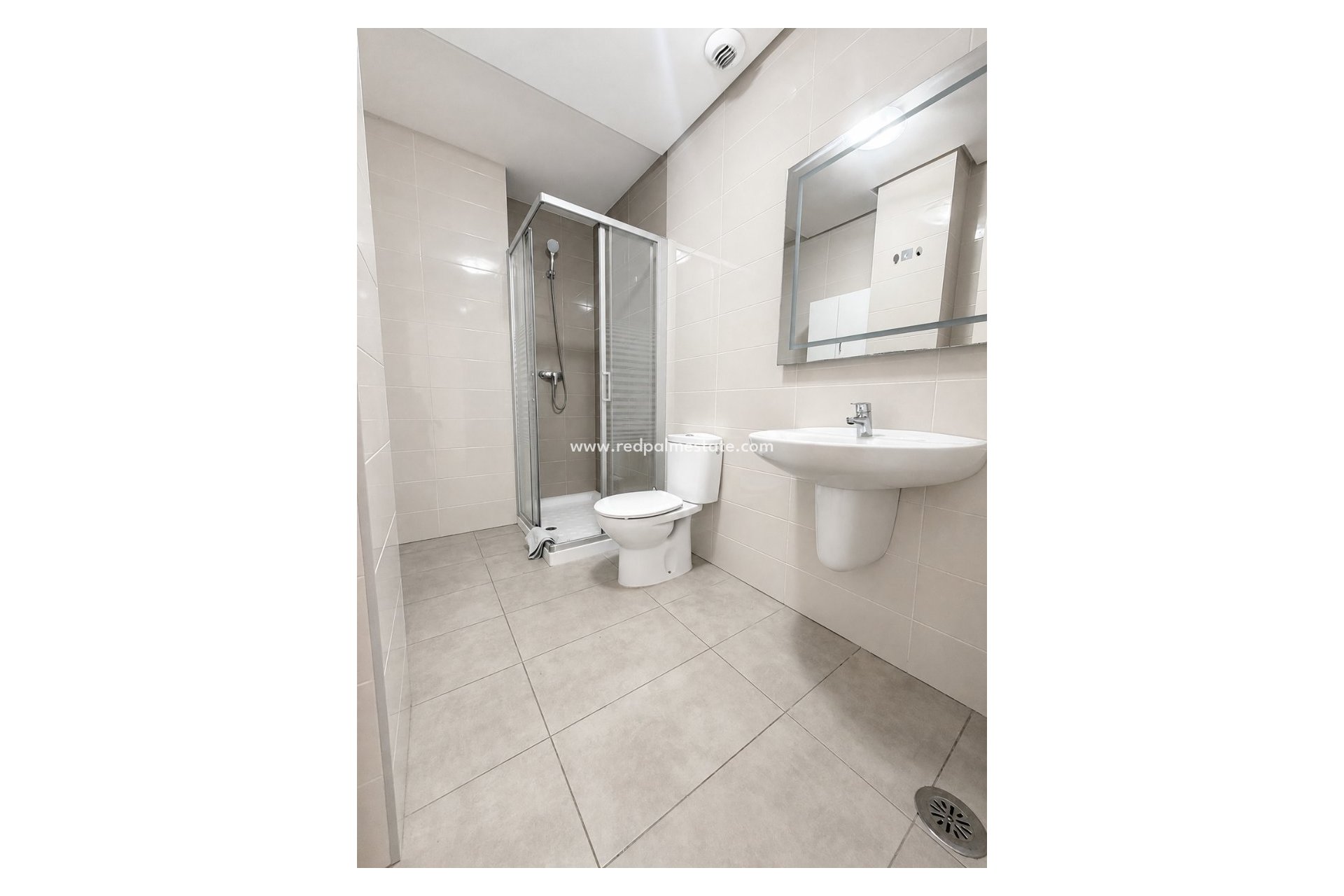Revente - Appartement -
Orihuela Costa - Inland