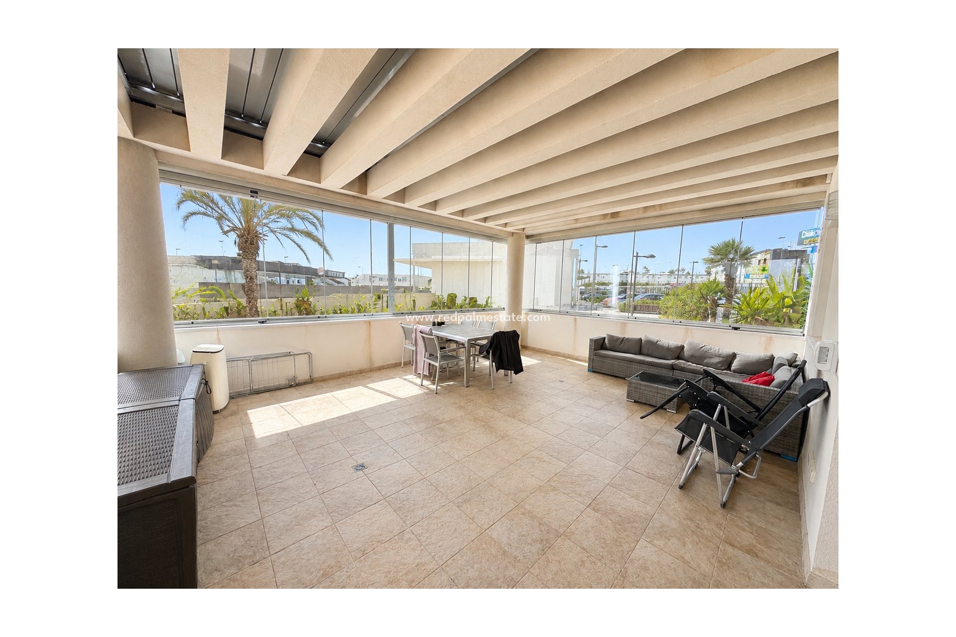 Revente - Appartement -
Orihuela Costa - Inland