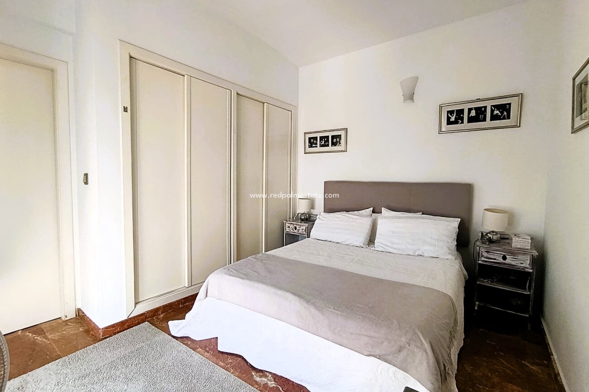 Revente - Appartement -
Orihuela Costa - Inland