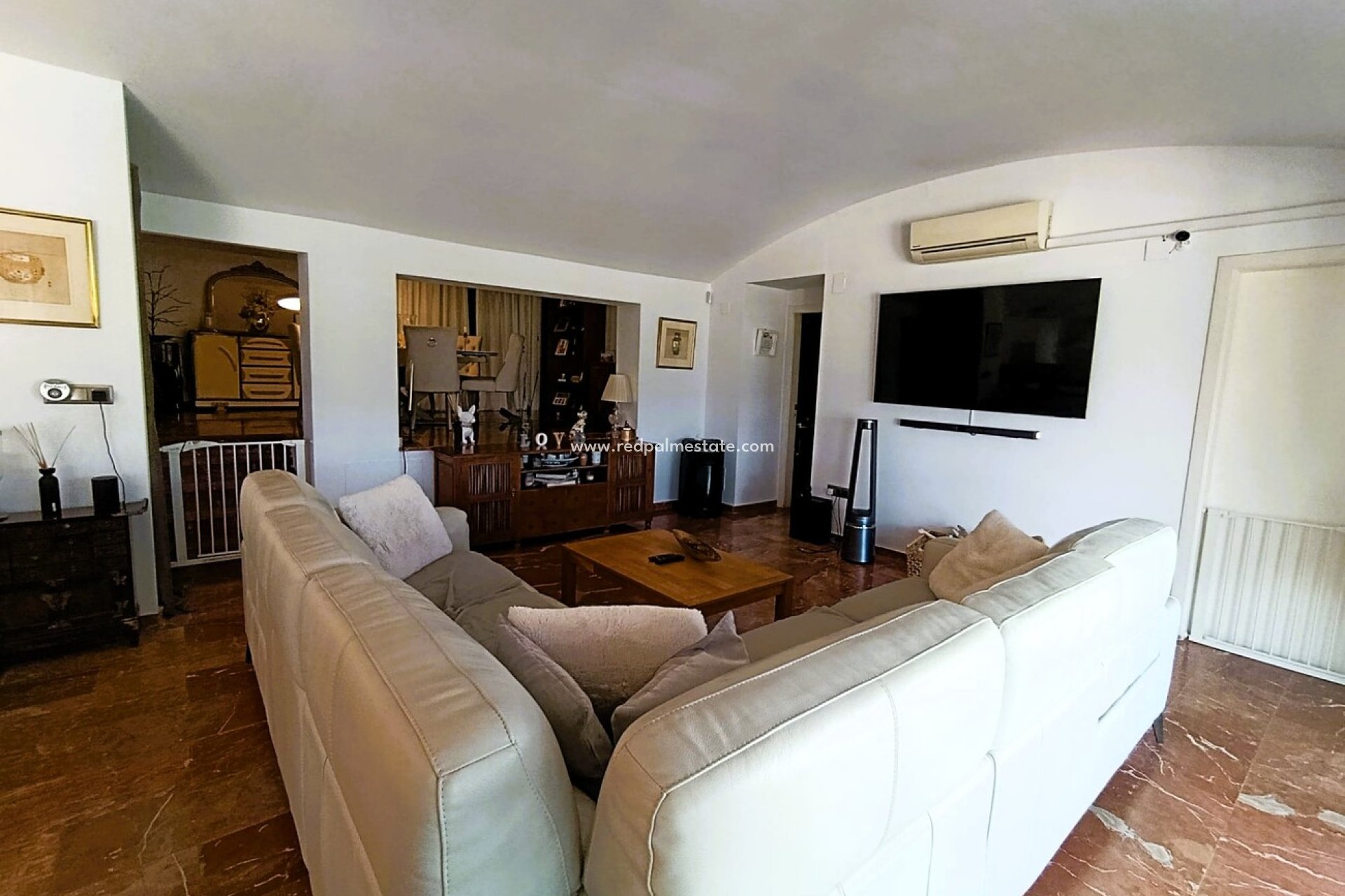 Revente - Appartement -
Orihuela Costa - Inland