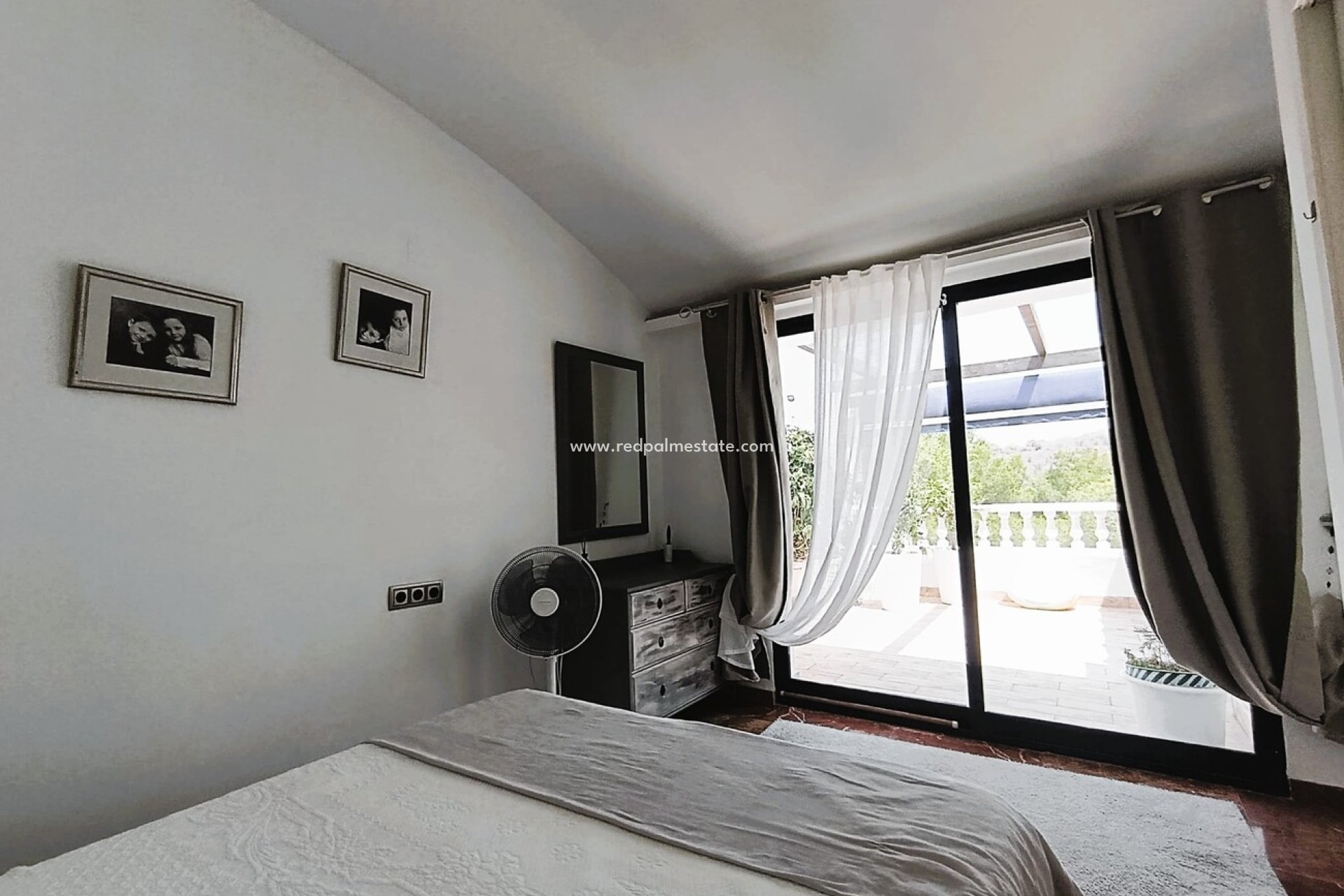 Revente - Appartement -
Orihuela Costa - Inland